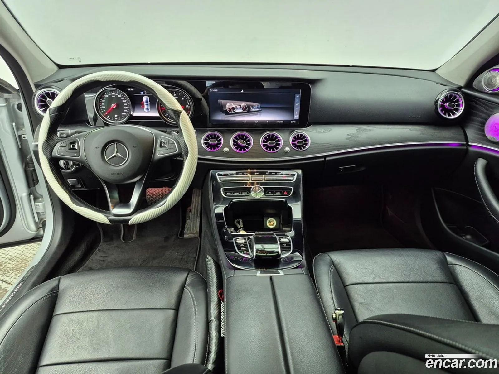 Mercedes-Benz E-Class W213 2017 — 18