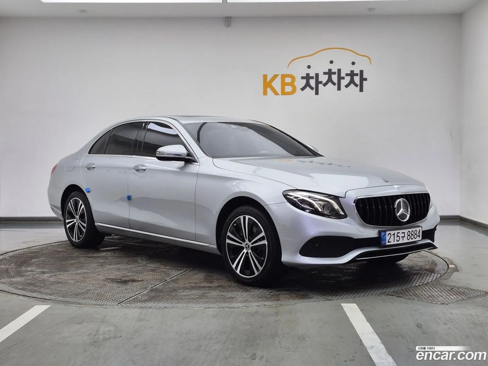 Mercedes-Benz E-Class W213 2017 — 15