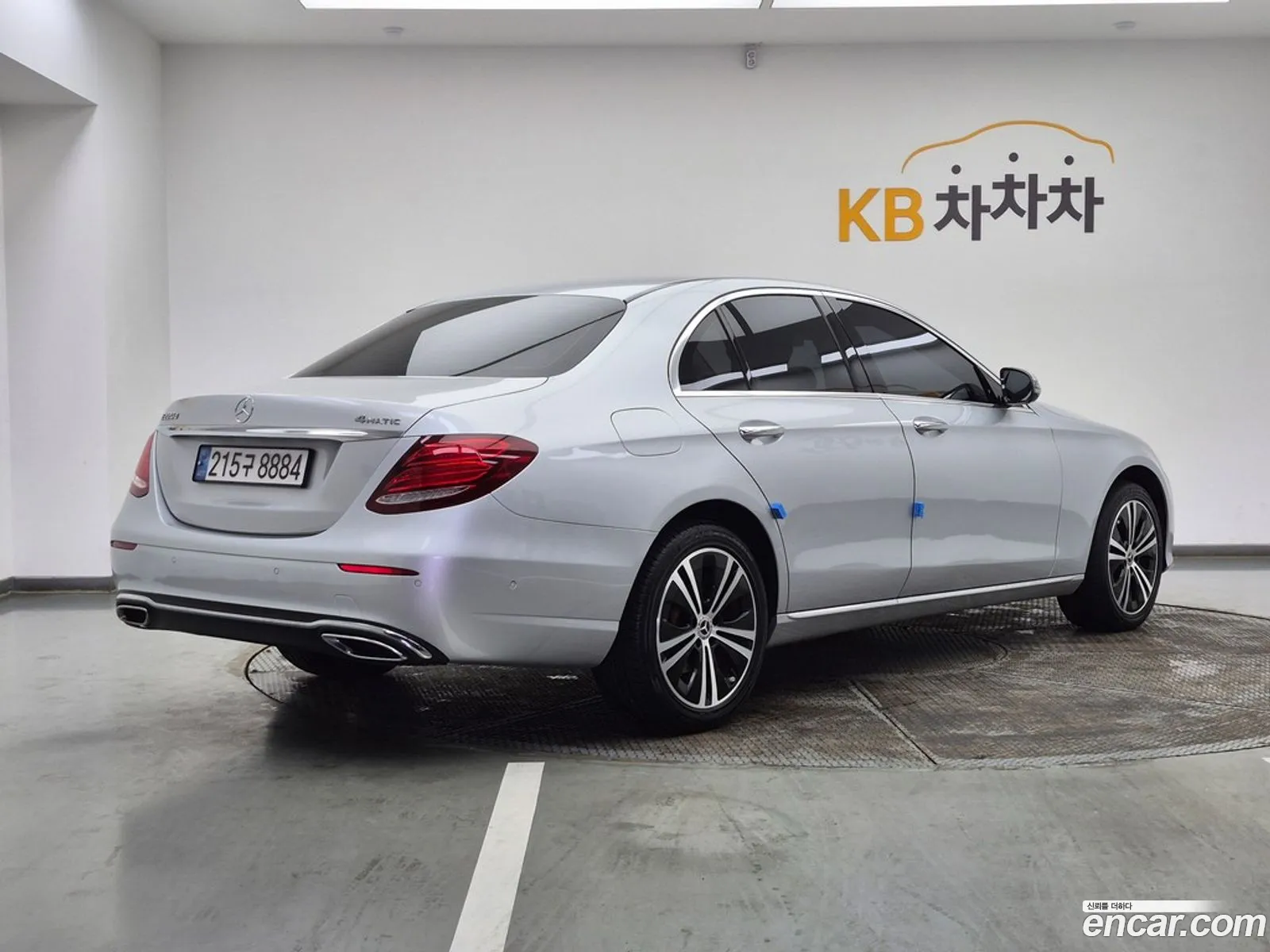 Mercedes-Benz E-Class W213 2017 — 16