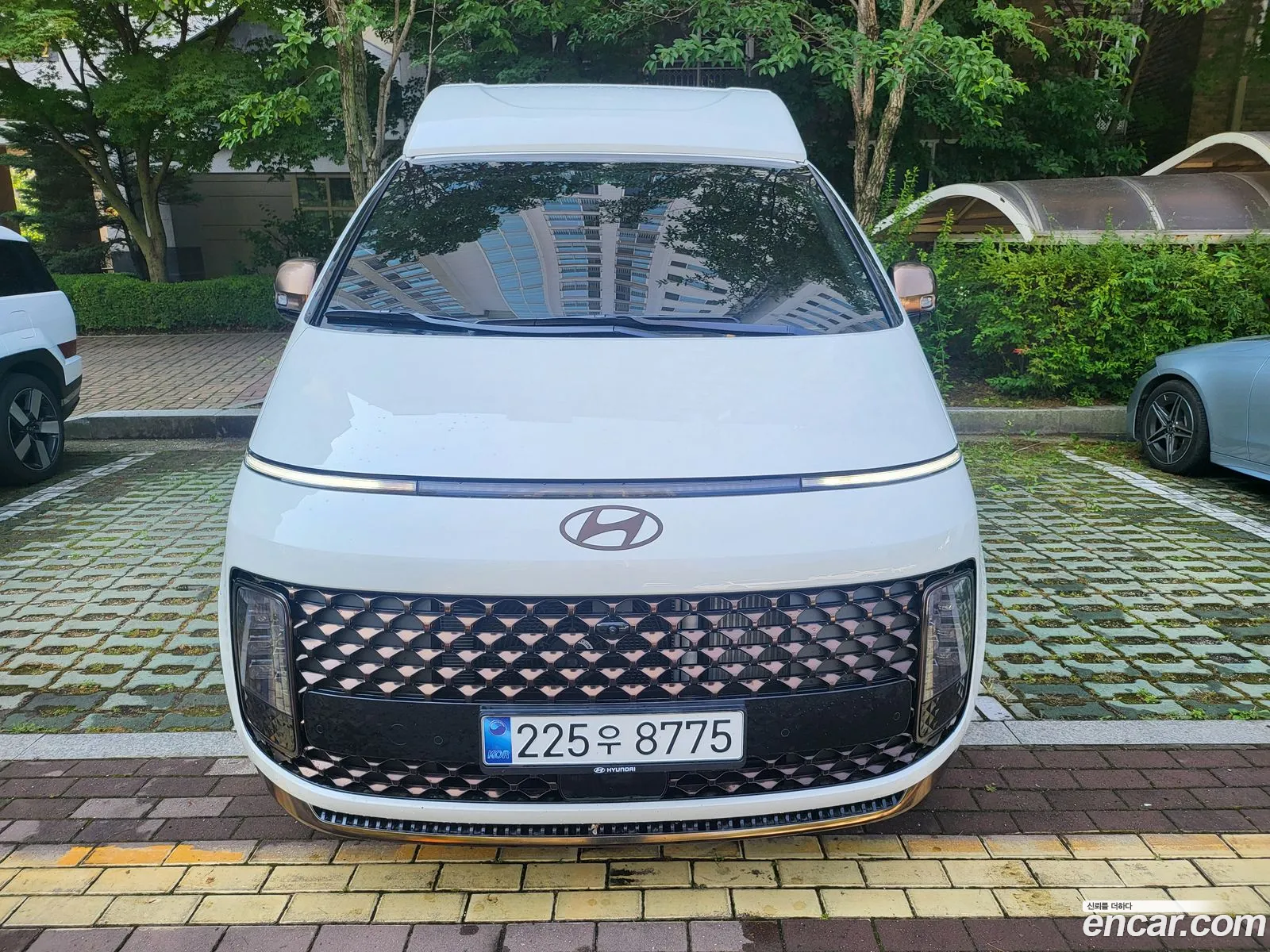 Hyundai Staria 2025 — 3