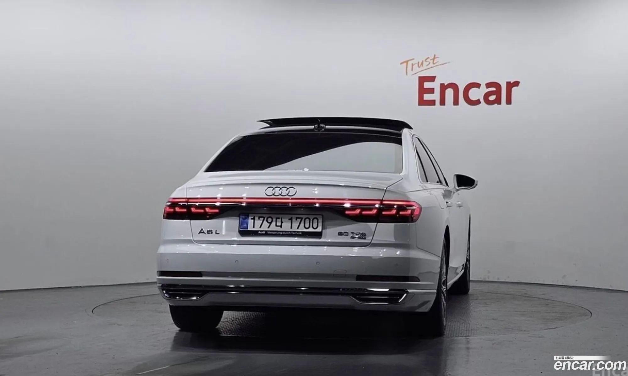 Audi A8 2020 — 19