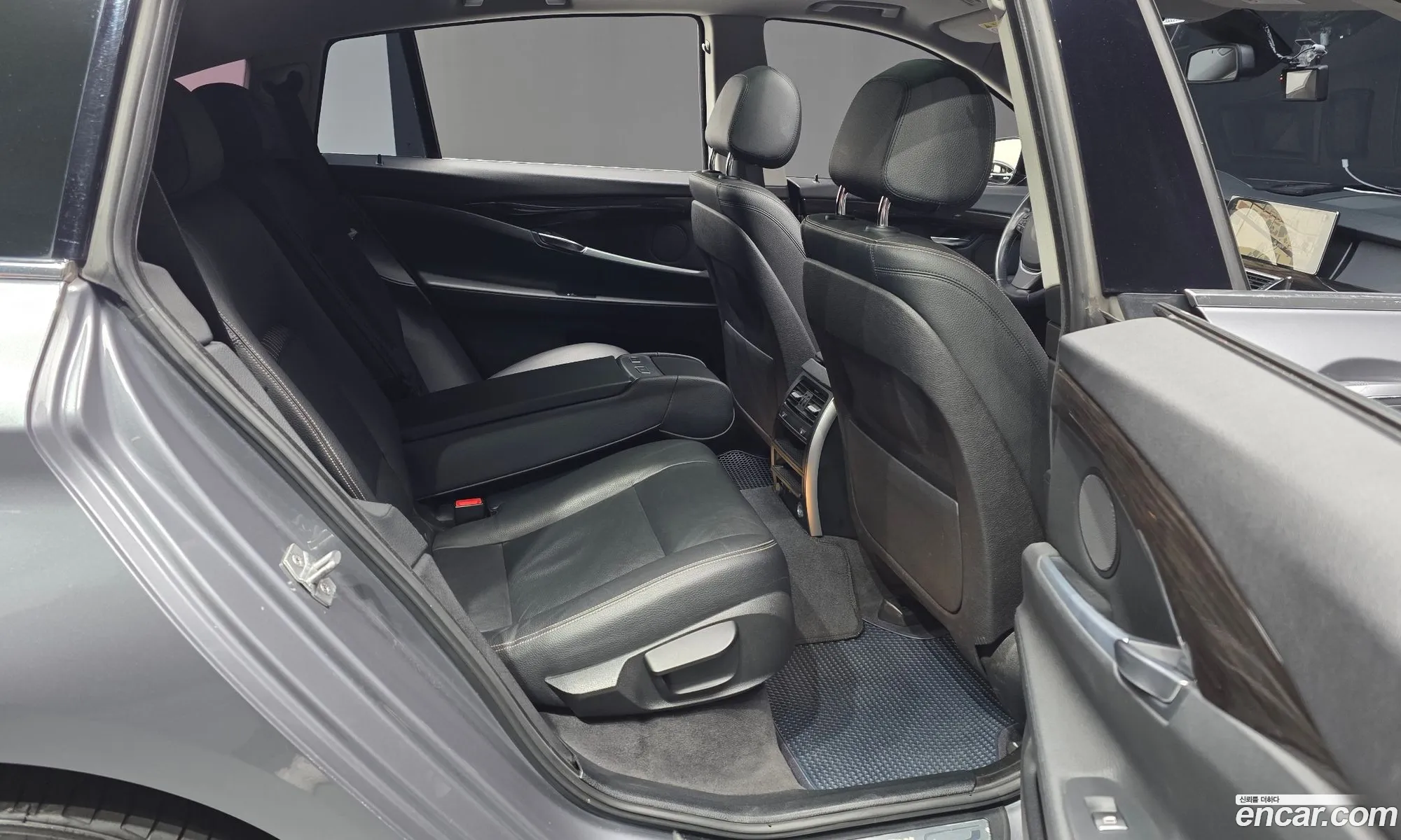 BMW 5 Series GT 2014 WBA5N2105ED496413 — 12