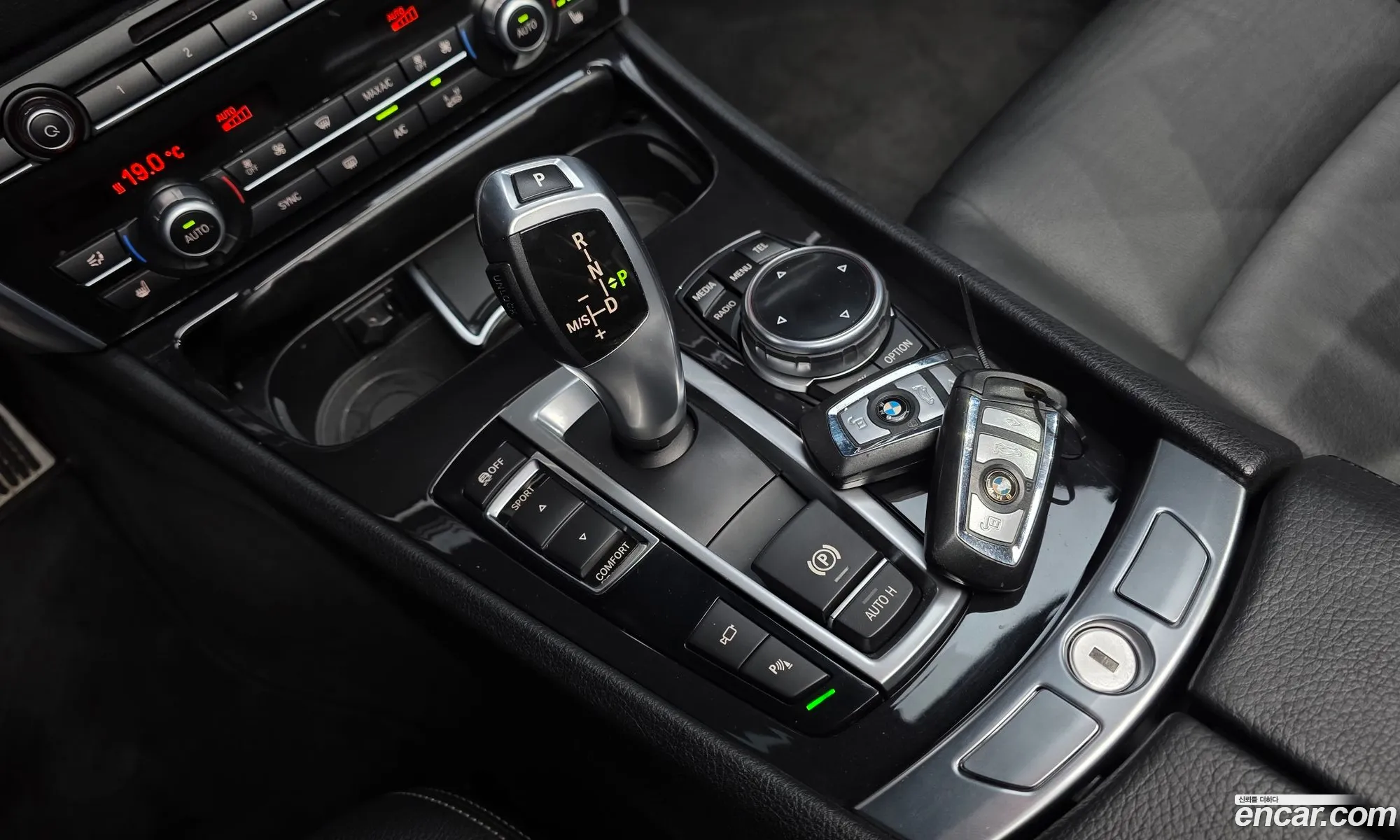 BMW 5 Series GT 2014 WBA5N2105ED496413 — 18