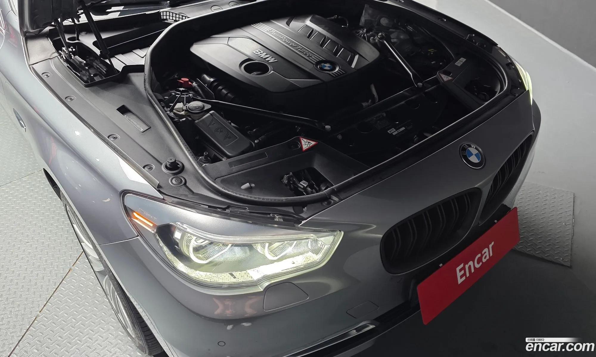 BMW 5 Series GT 2014 WBA5N2105ED496413 — 3