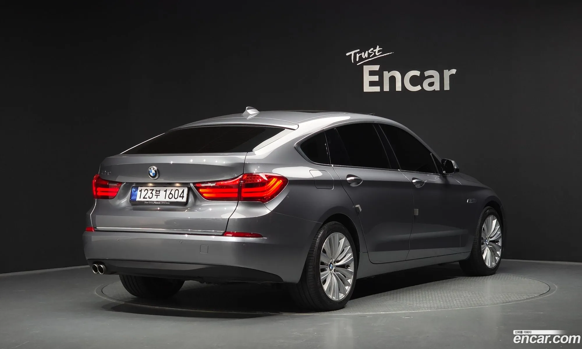 BMW 5 Series GT 2014 WBA5N2105ED496413 — 23