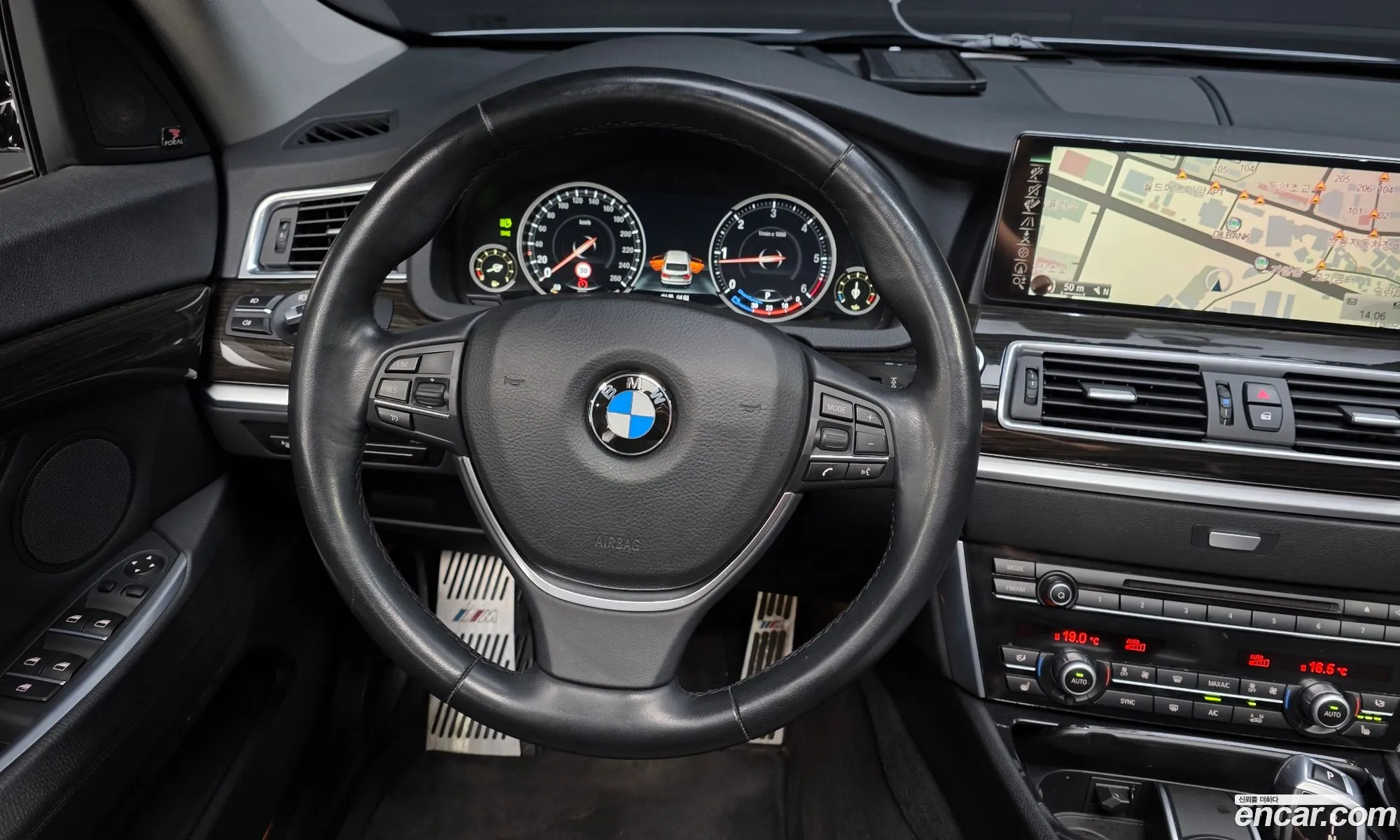 BMW 5 Series GT 2014 WBA5N2105ED496413 — 20