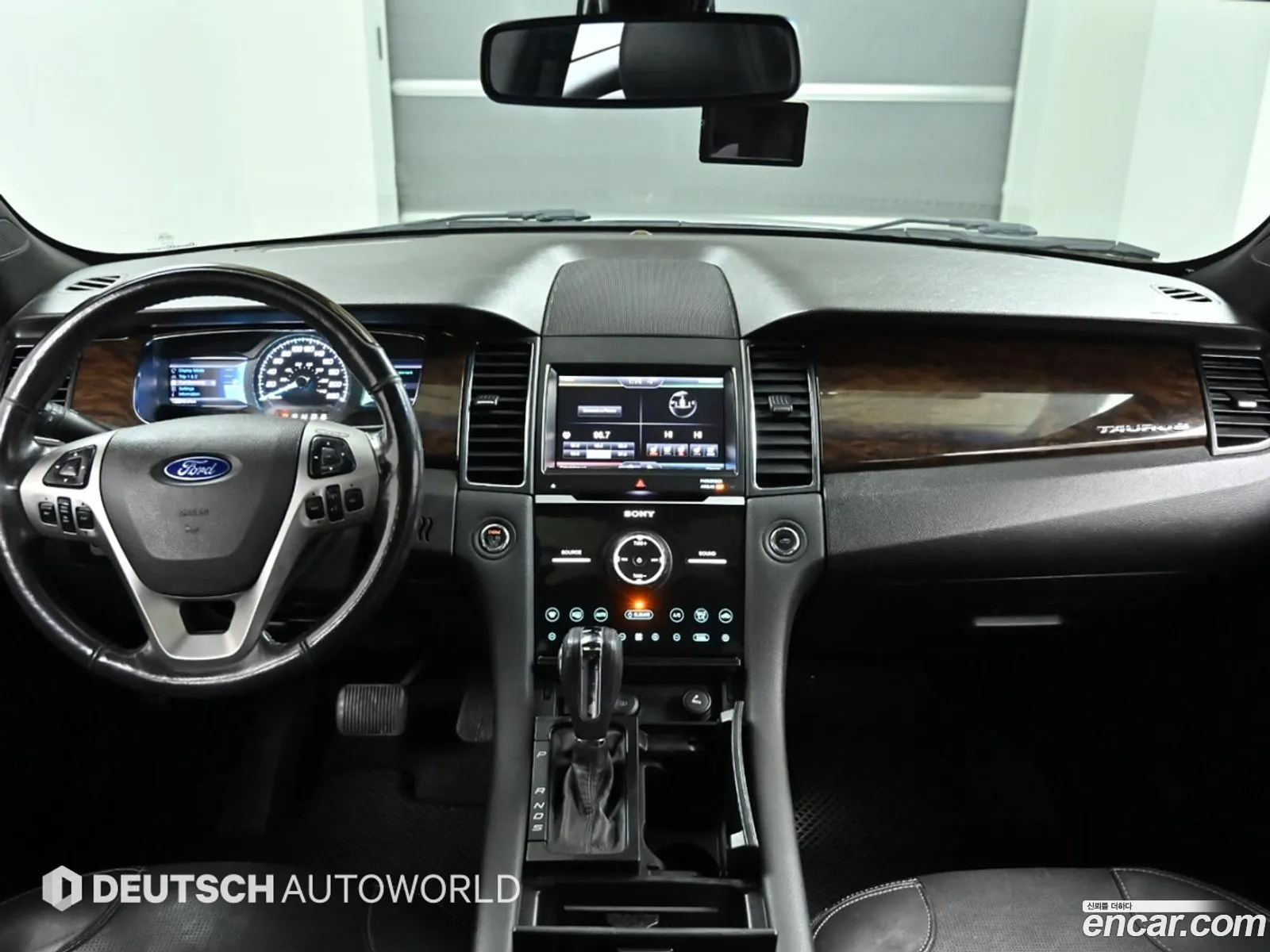 Ford Taurus 2013 — 13