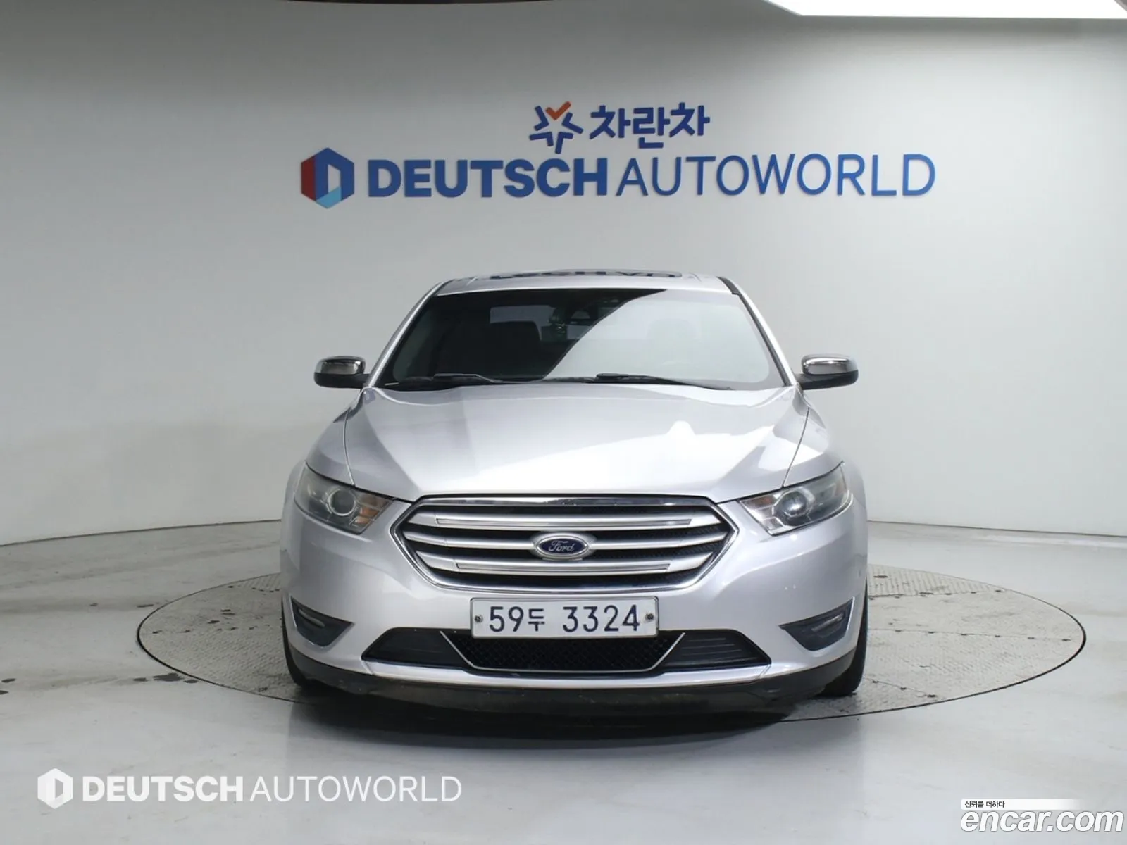 Ford Taurus