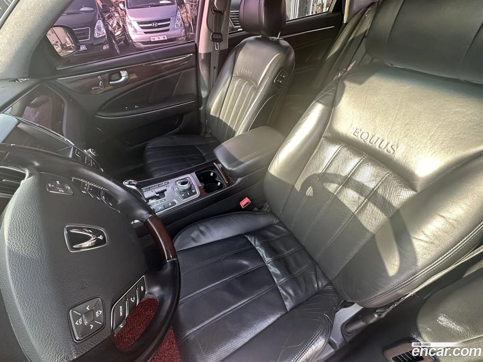 Hyundai Equus 2011 — 2