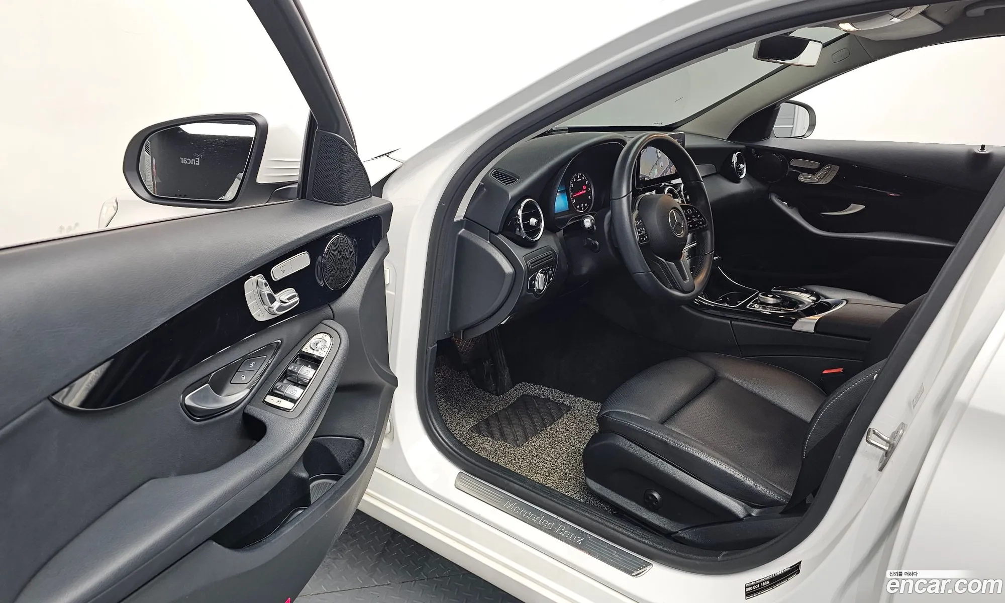Mercedes-Benz C-Class W205 2020 — 14