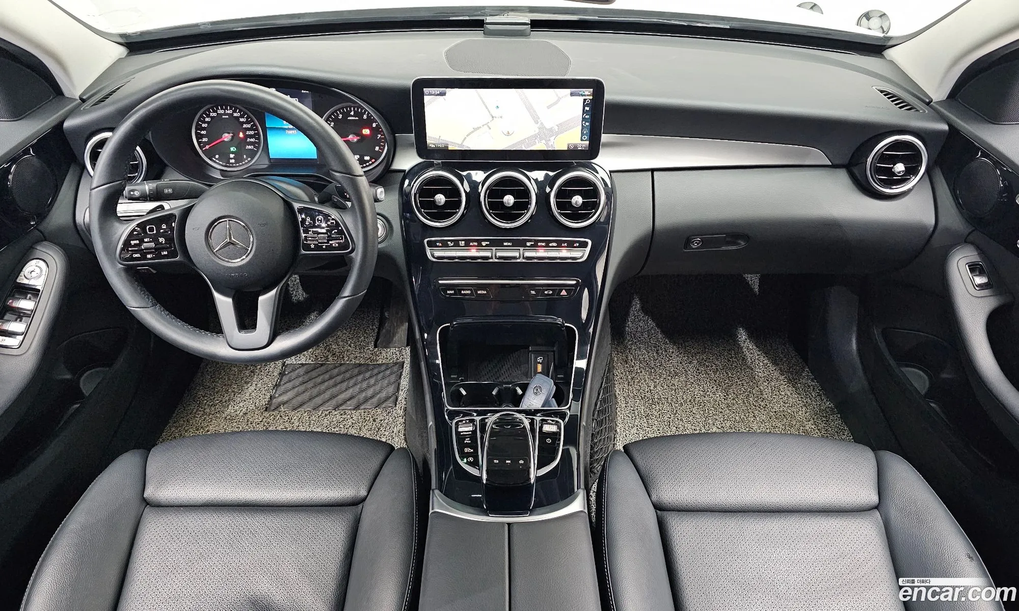 Mercedes-Benz C-Class W205 2020 — 10