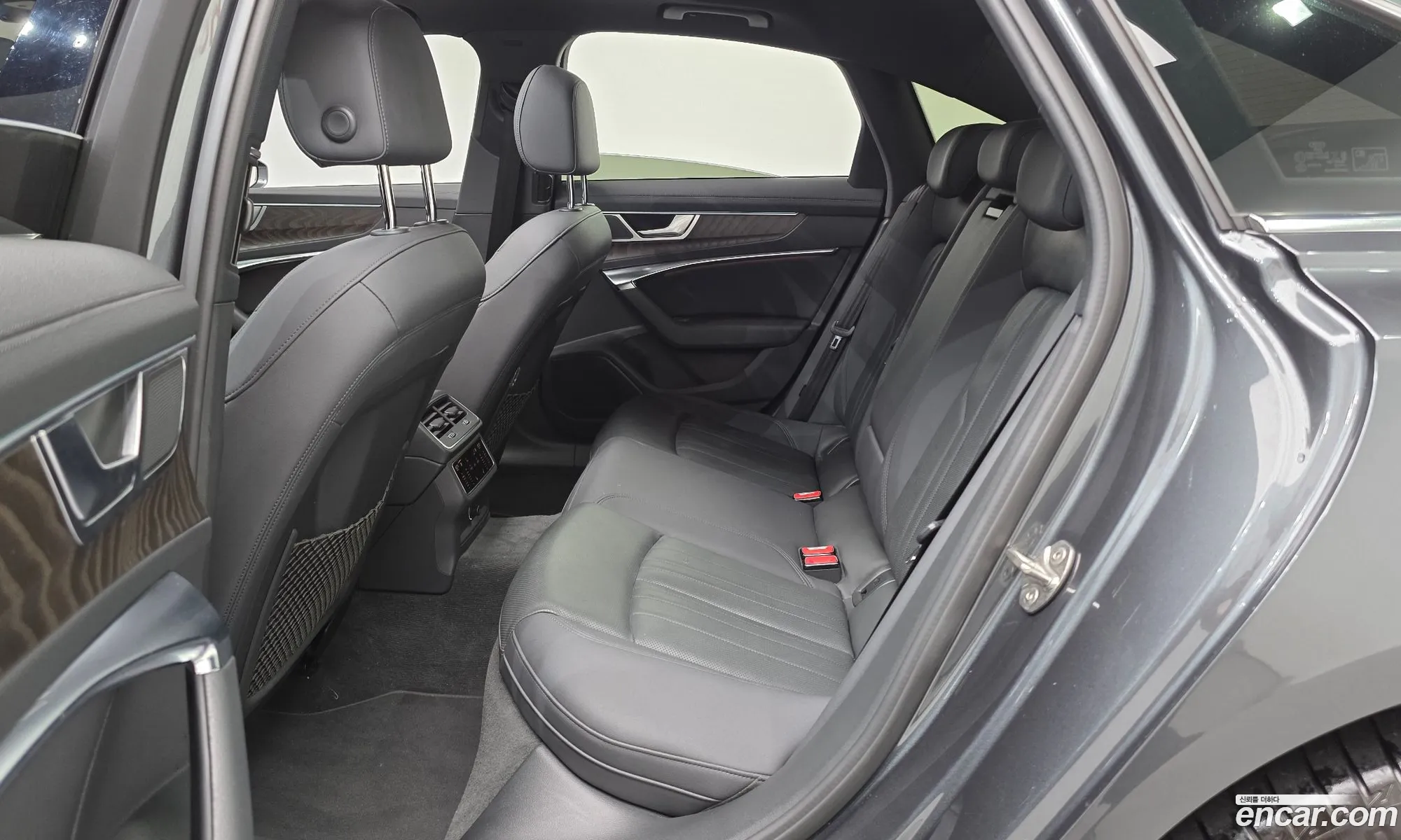 Audi A6 2020 WAUZZZF22LN043799 — 14