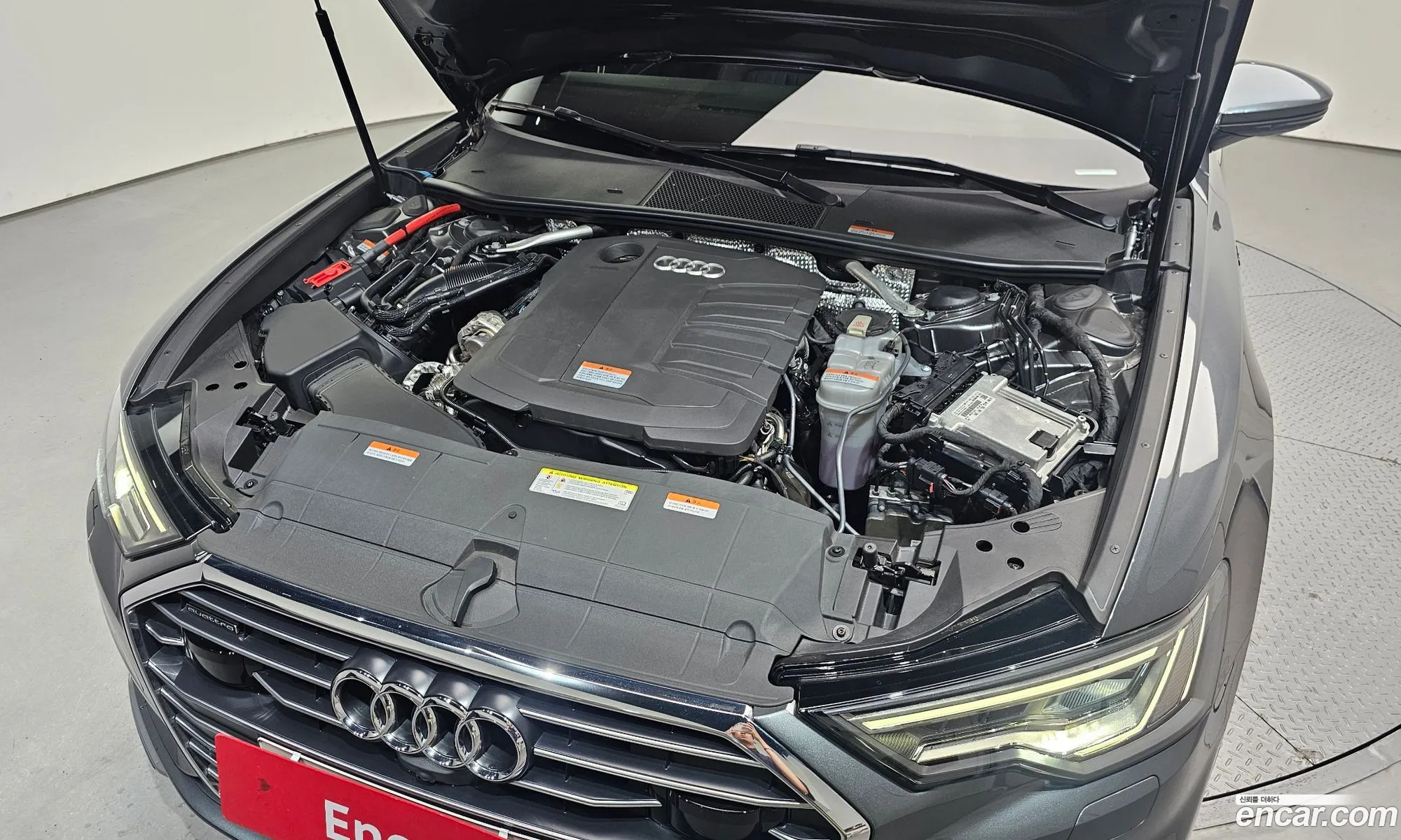 Audi A6 2020 WAUZZZF22LN043799 — 4