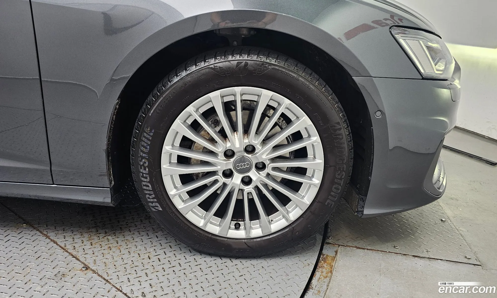 Audi A6 2020 WAUZZZF22LN043799 — 2