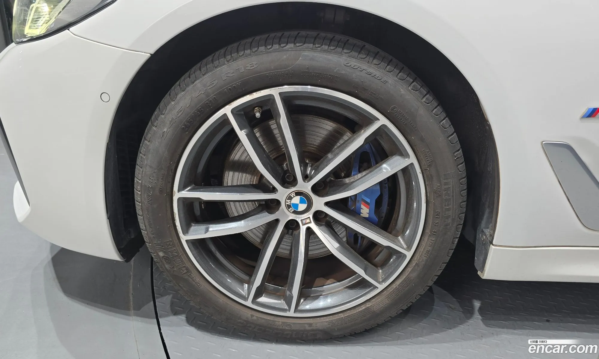 BMW 5 Series 2023 — 14