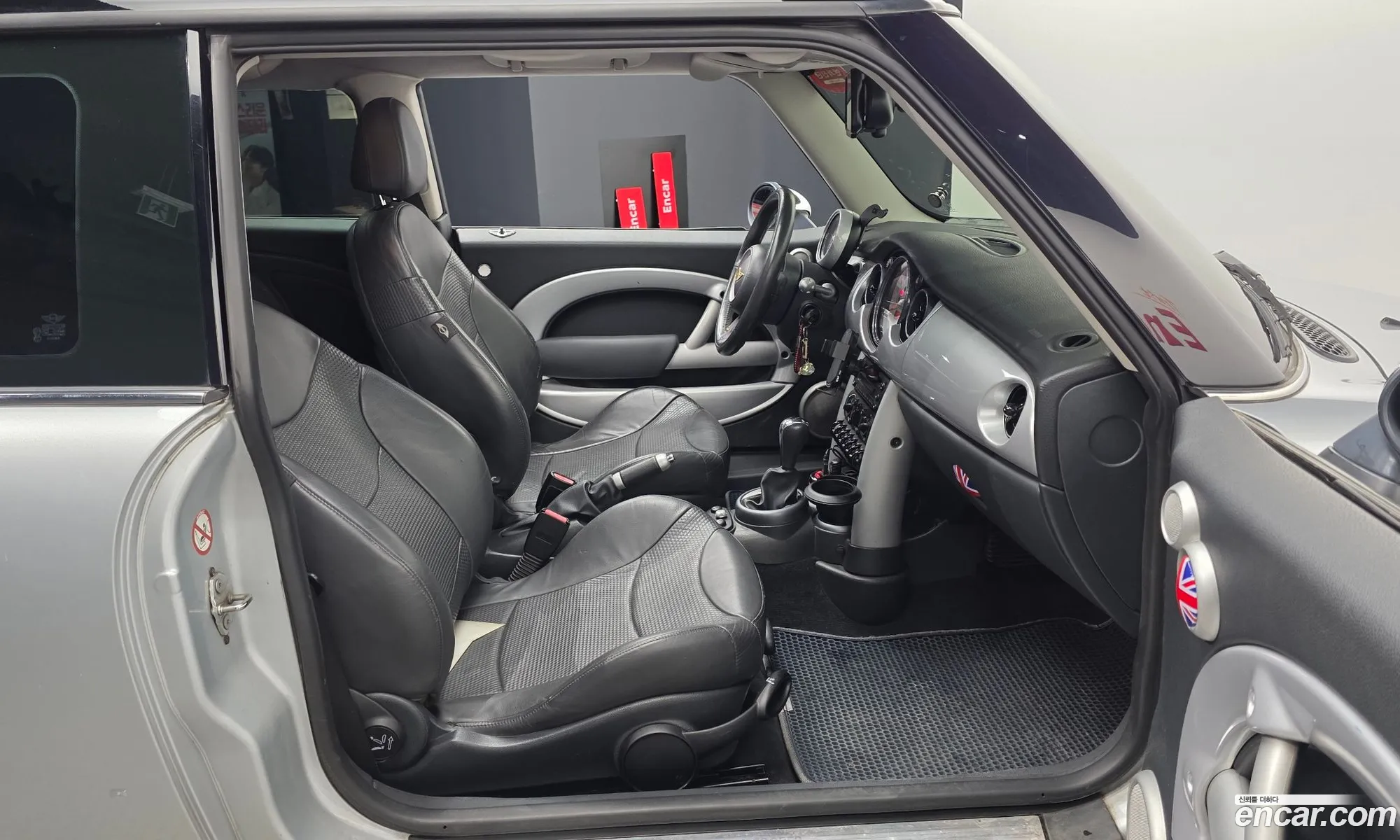 Mini Cooper 2005 KL90B3C4G5Z1HN001 — 5