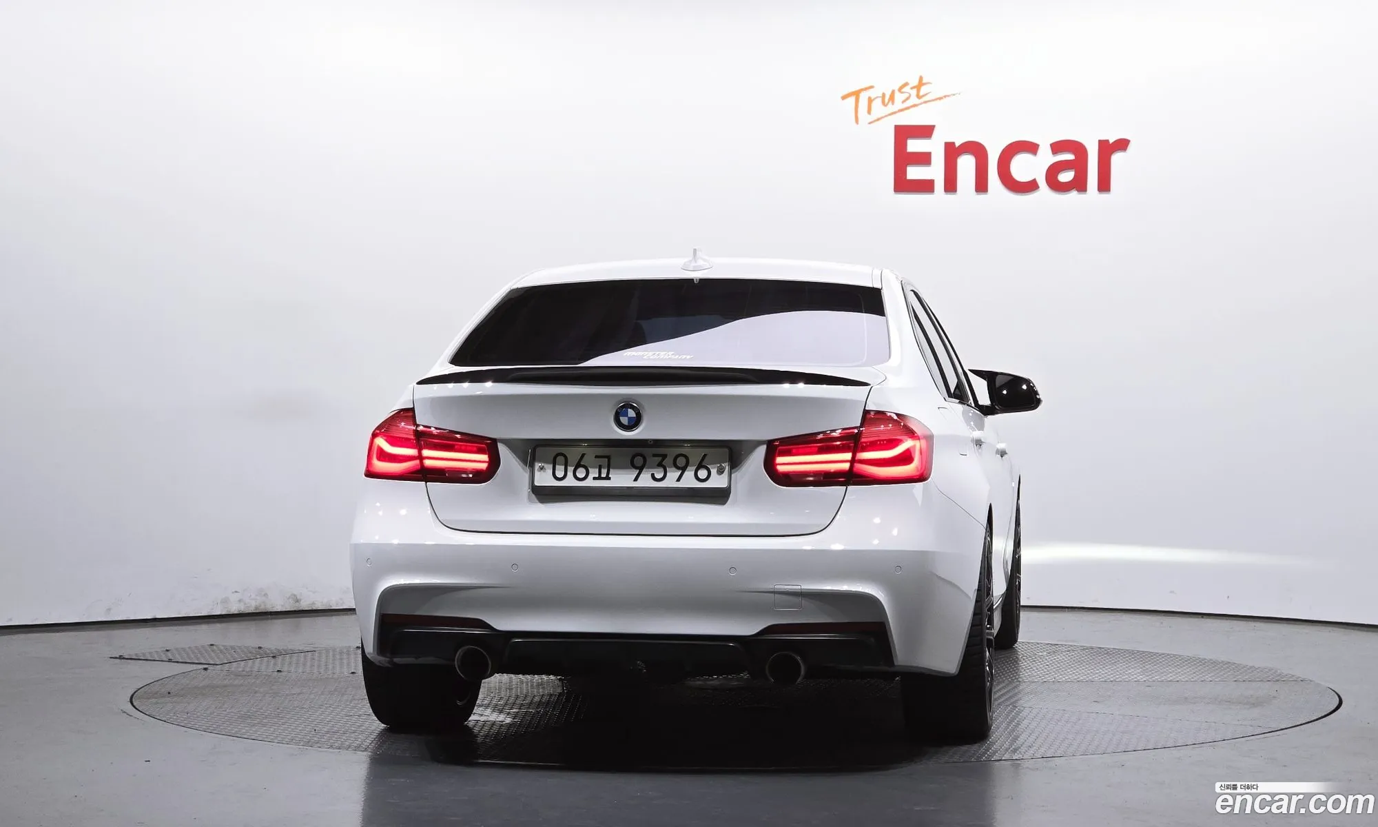 BMW 3 Series 2017 WBA8A9108HK882938 — 3
