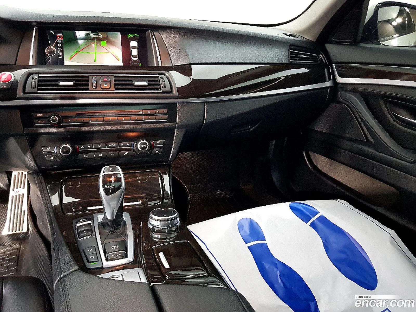 BMW 5 Series 2016 — 12