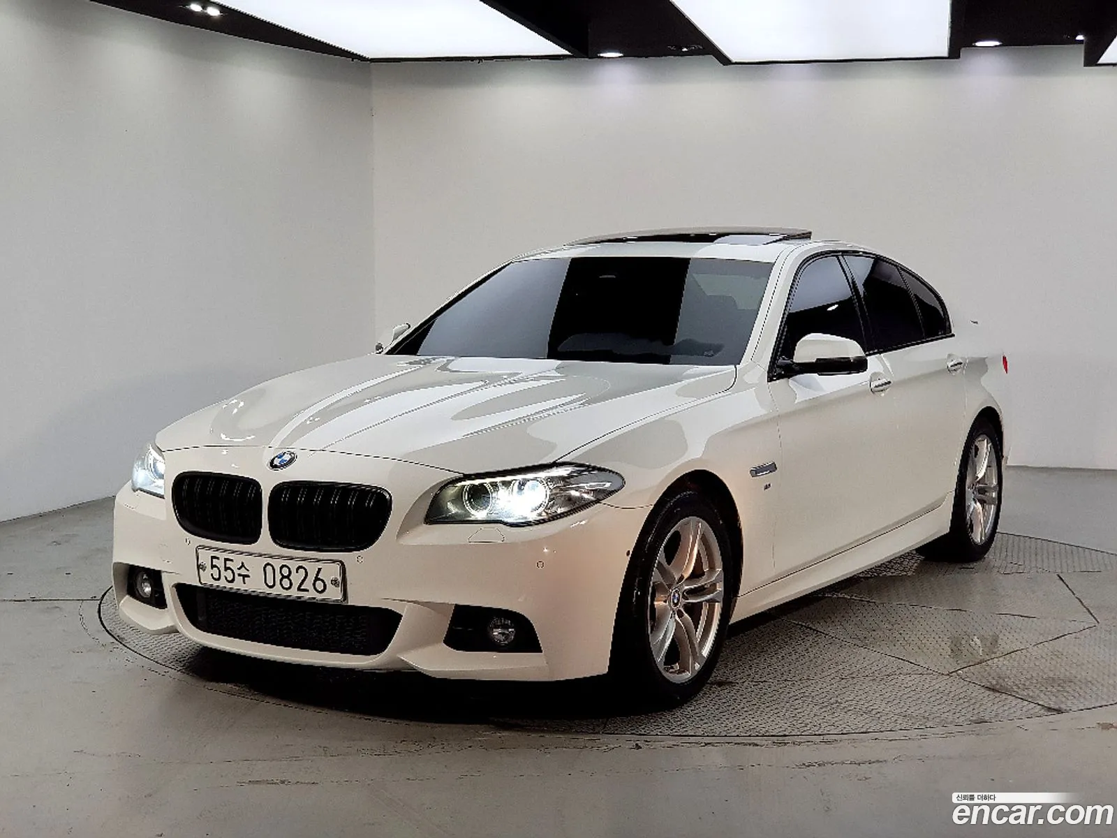 BMW 5 Series 2016 — 16