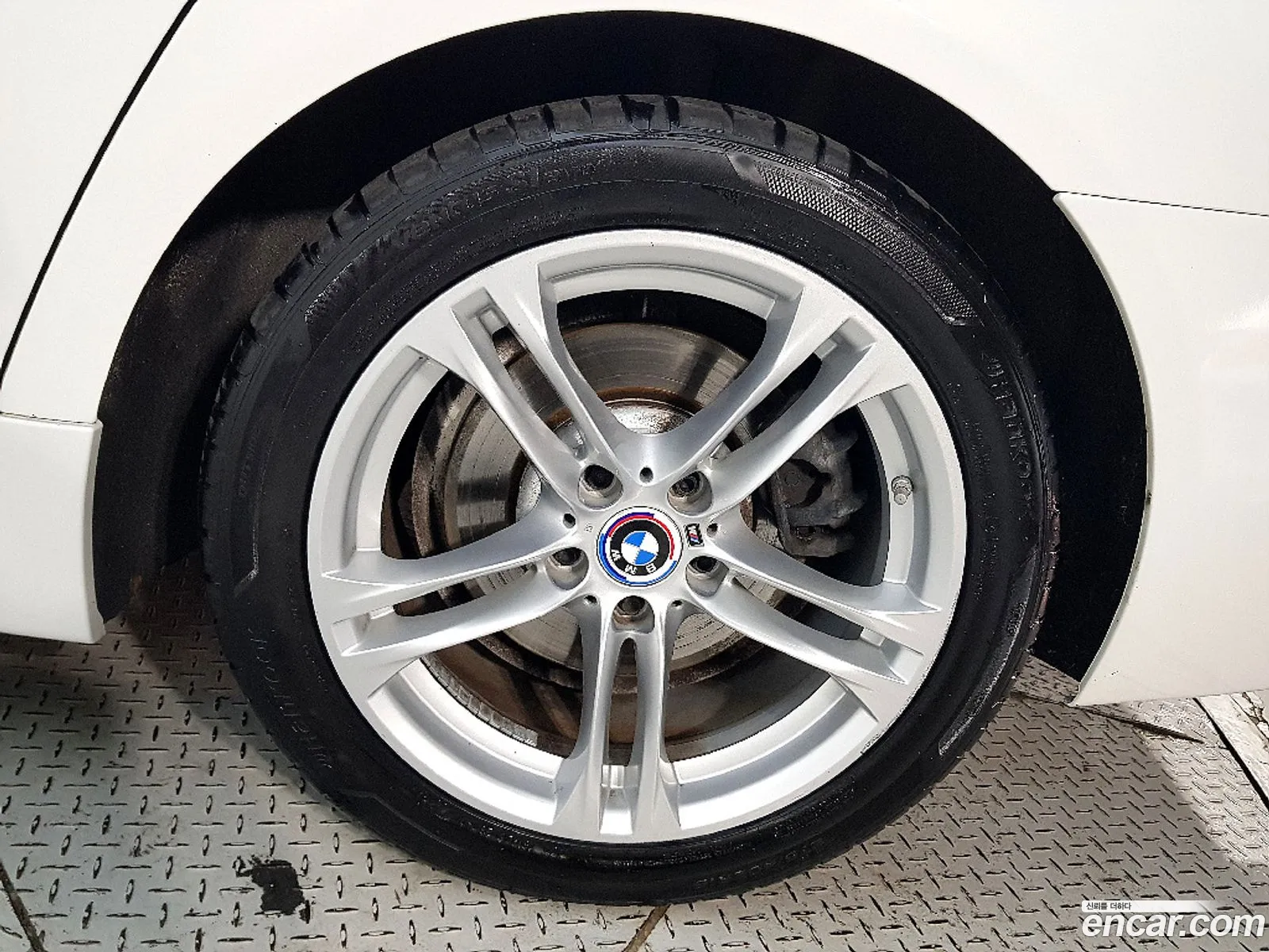 BMW 5 Series 2016 — 8