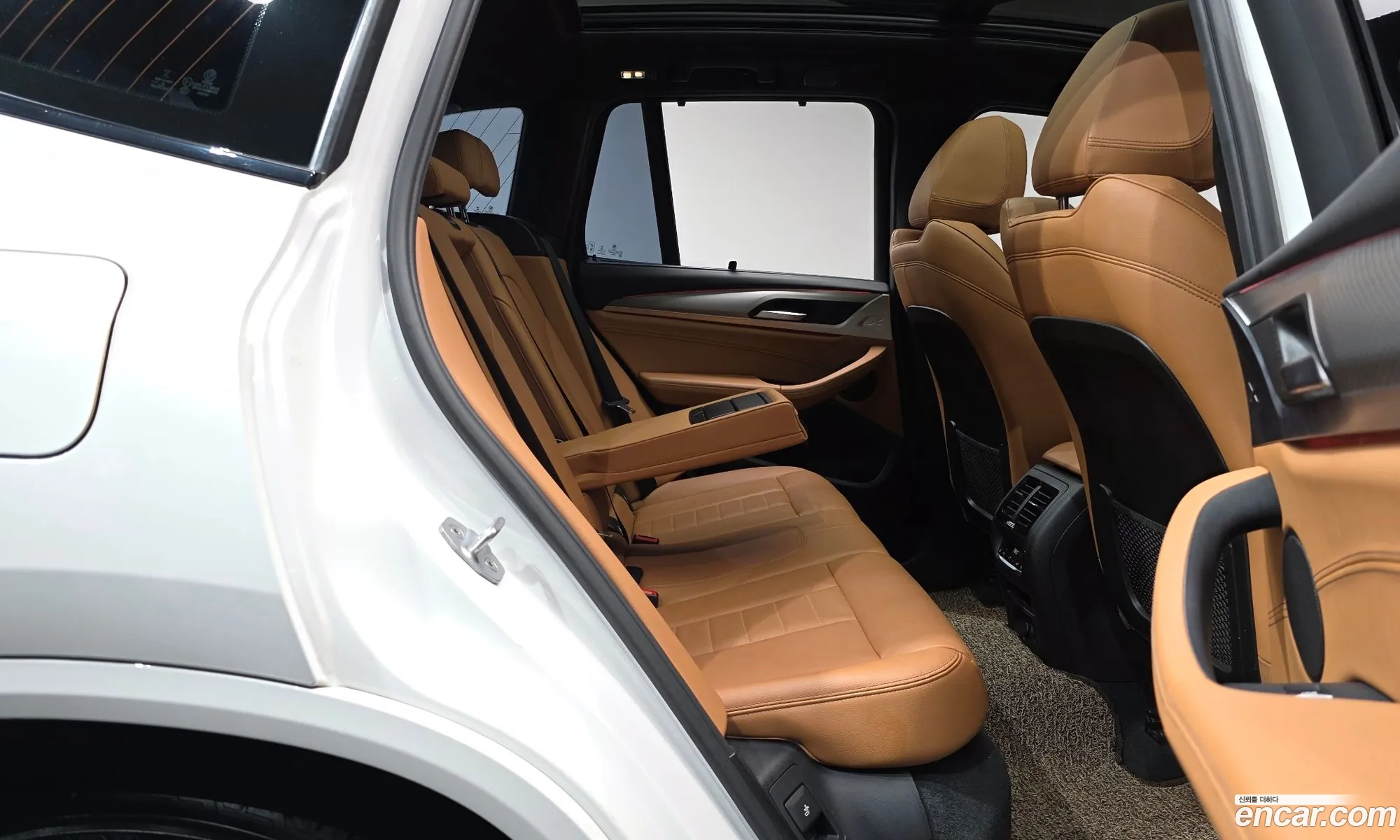 BMW X3 2018 WBATX3108JLB97640 — 27