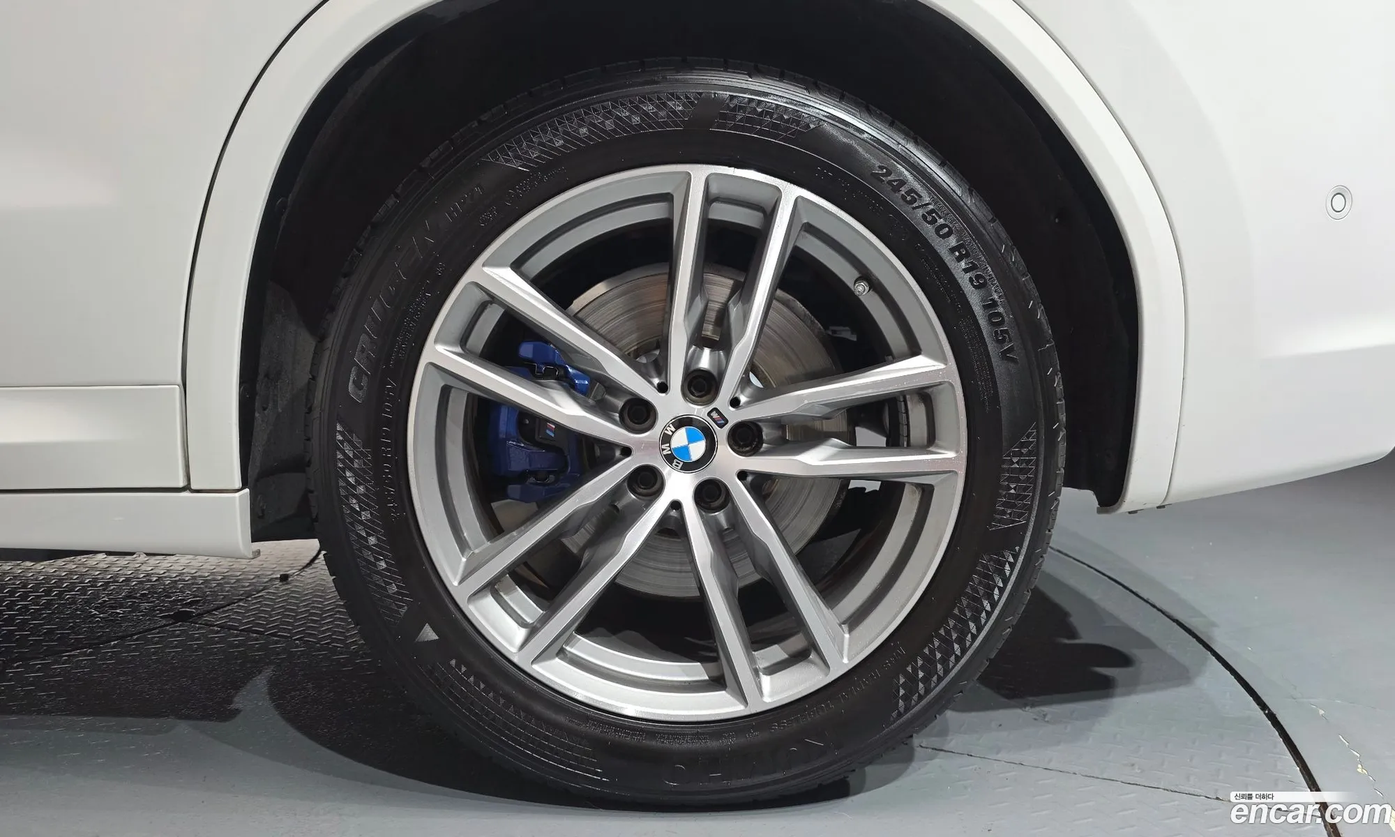 BMW X3 2018 WBATX3108JLB97640 — 10