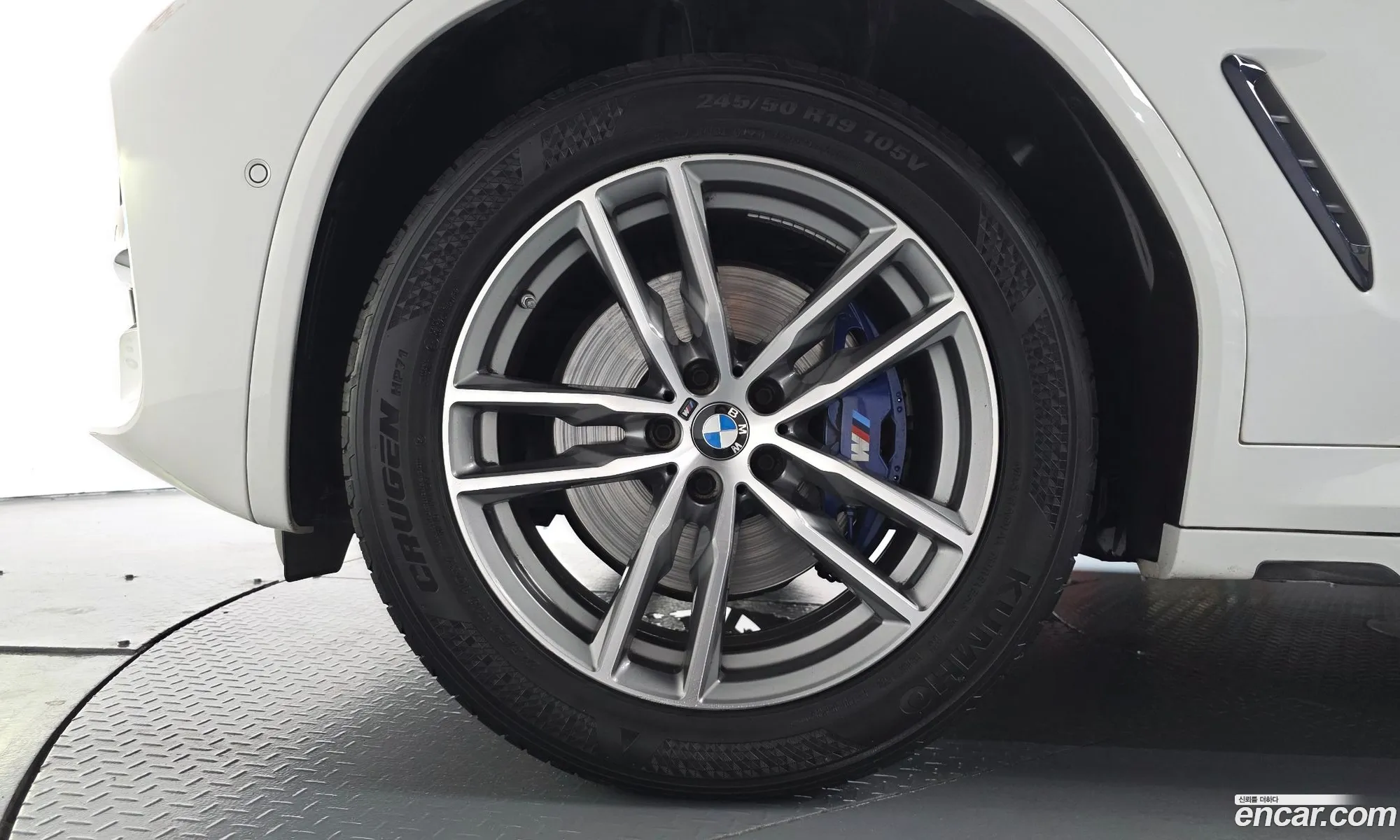 BMW X3 2018 WBATX3108JLB97640 — 3