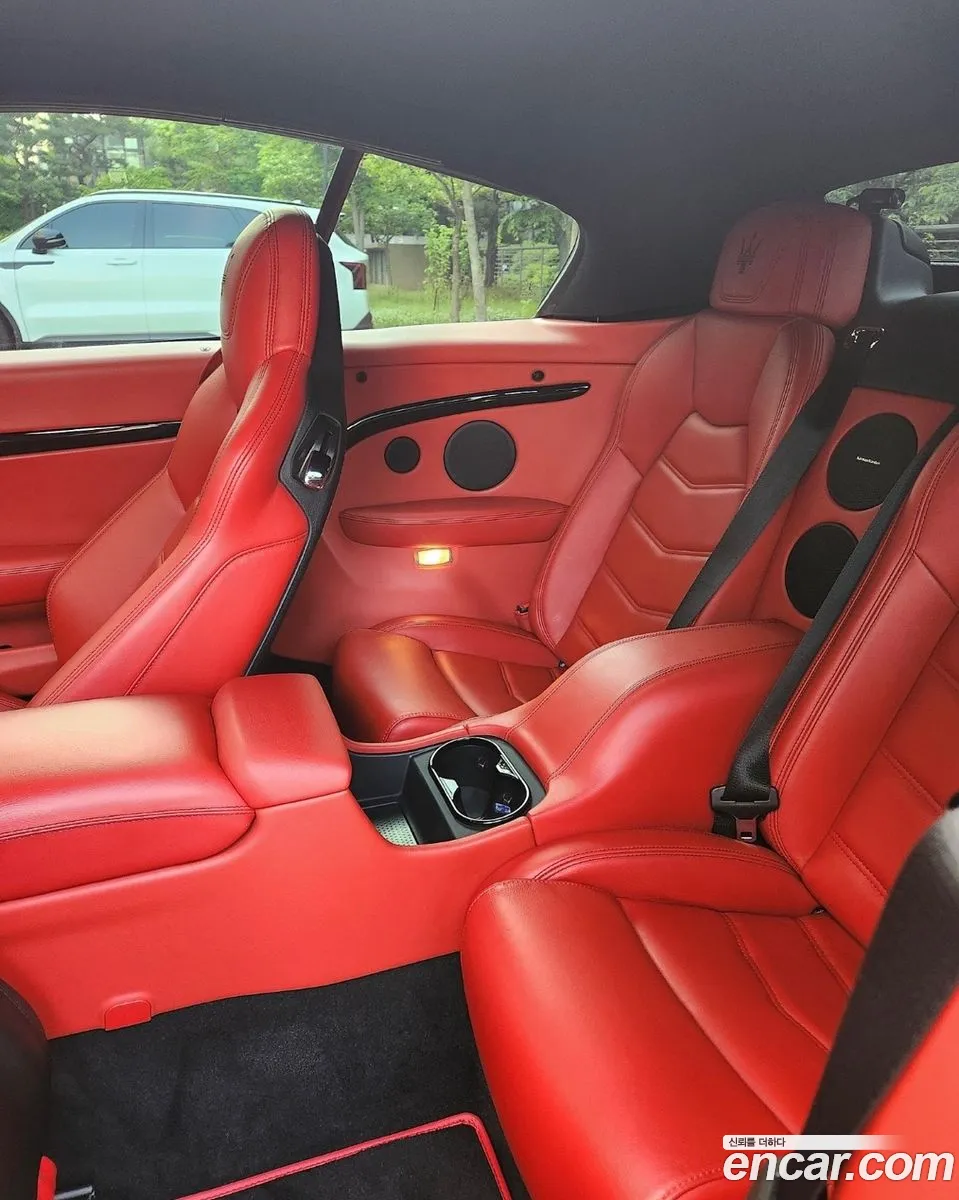 Maserati GranTurismo 2018 — 9