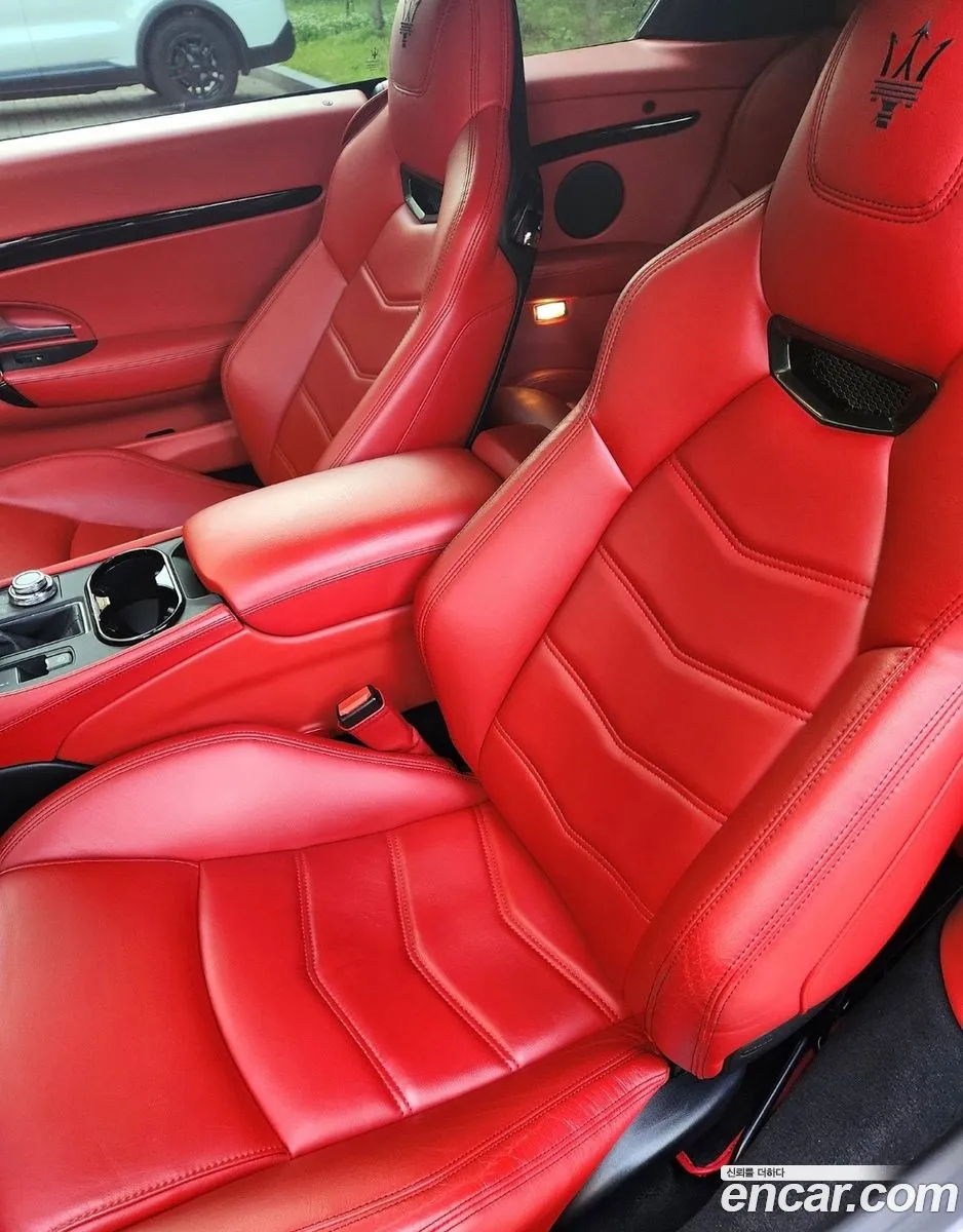 Maserati GranTurismo 2018 — 13