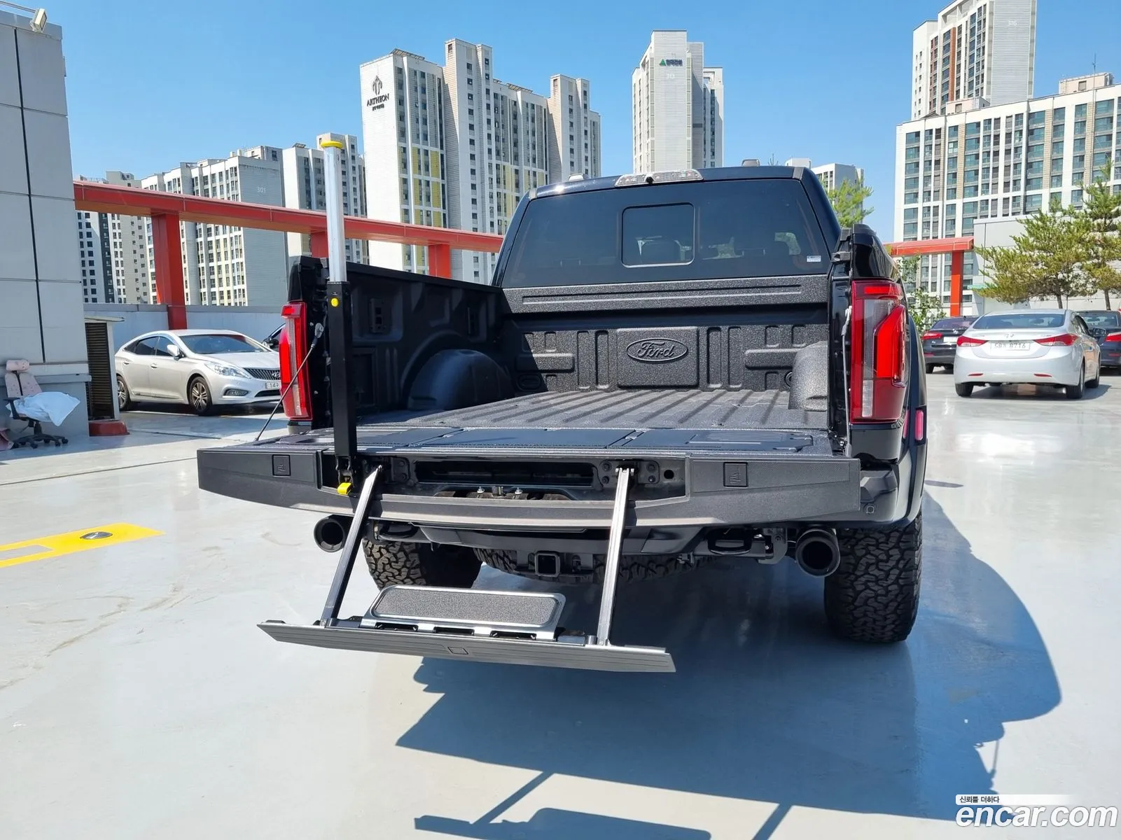 Ford F-150 2025 — 11