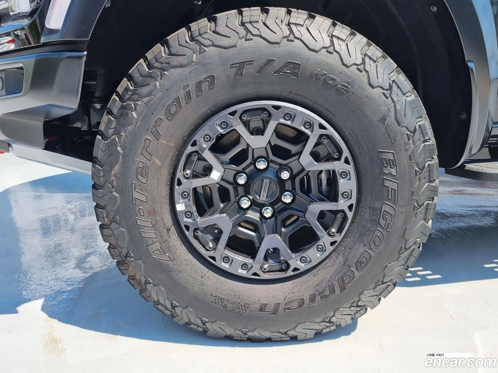 Ford F-150 2025 — 12