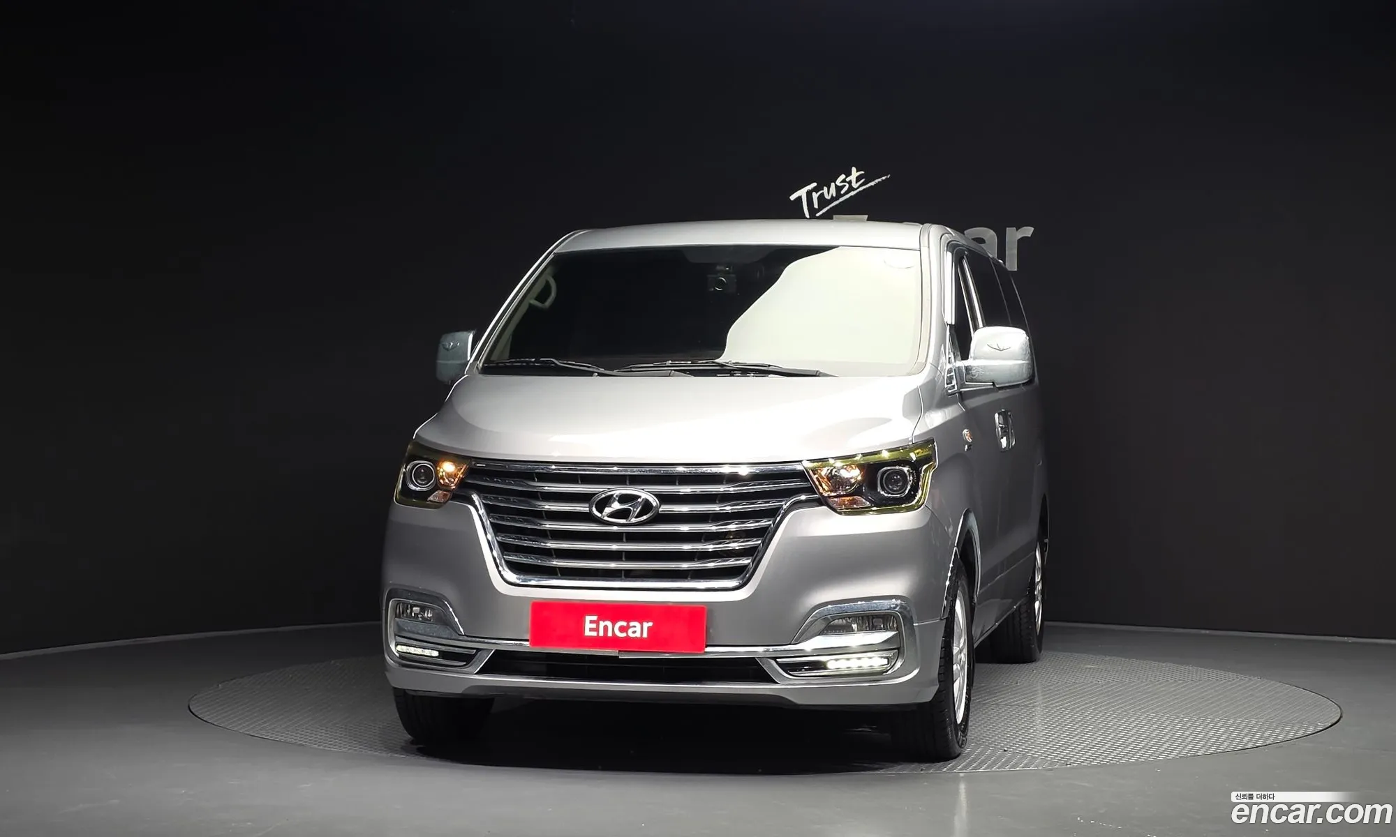 Hyundai Grand Starex 2019 — 3