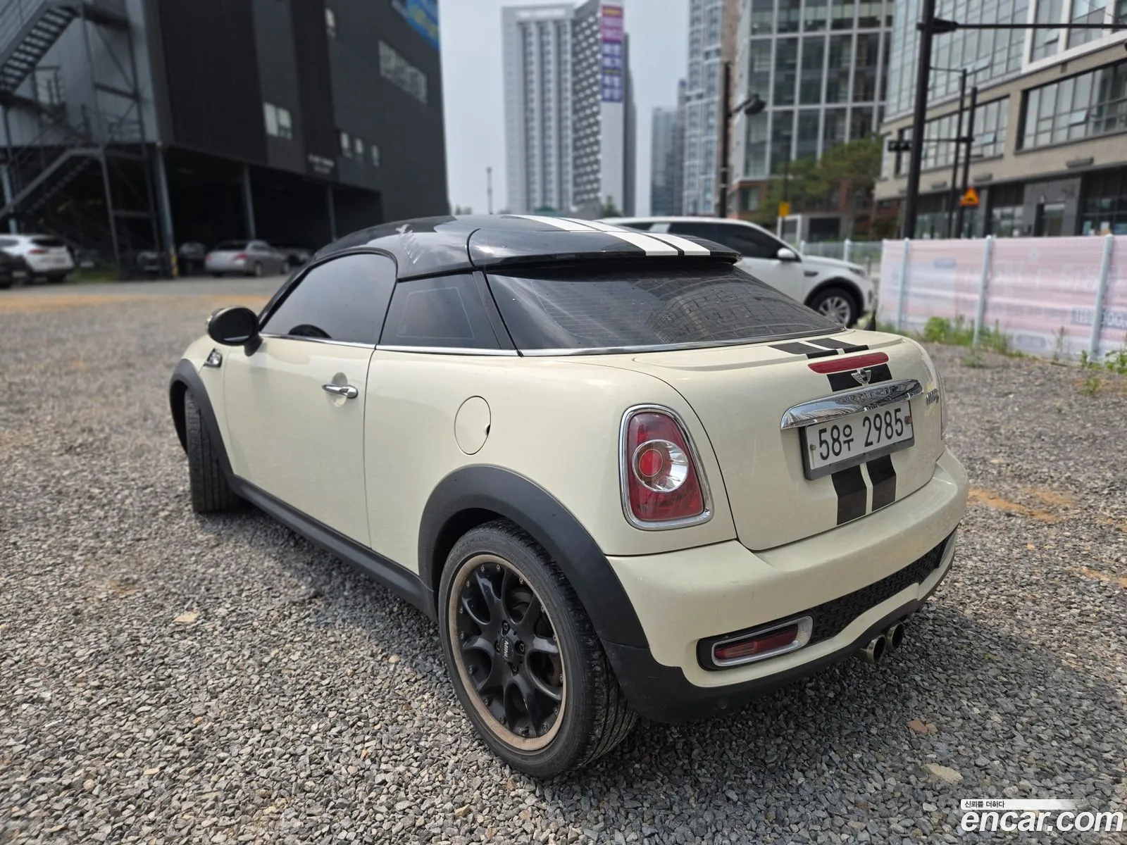 Mini Cooper Coupe 2012 — 10