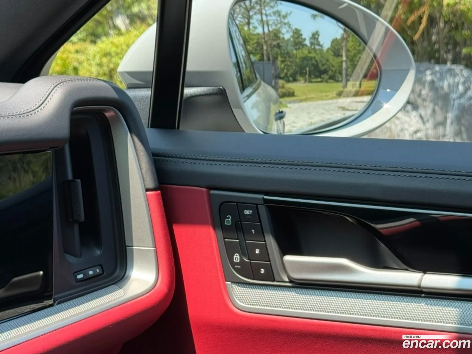 Porsche Cayenne 2024 — 3