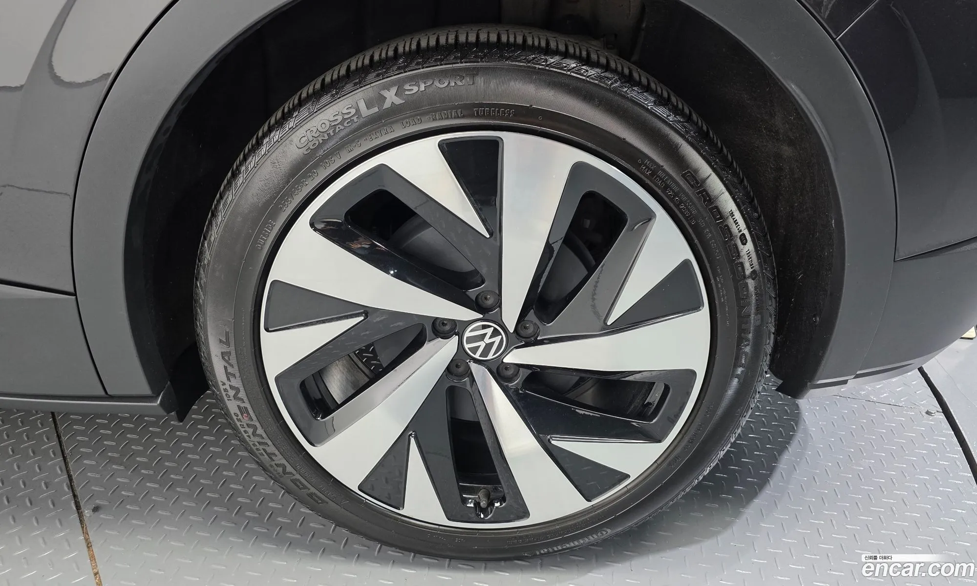 Volkswagen ID.4 2022 — 25