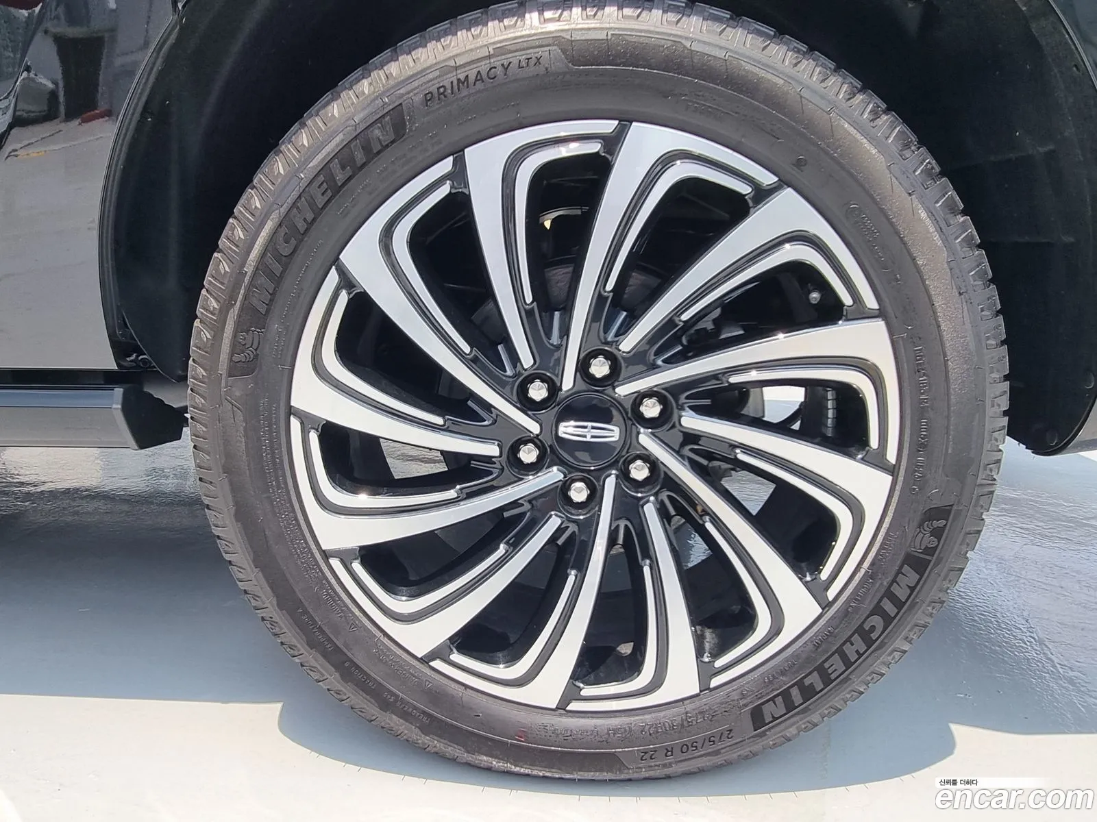Lincoln Navigator 2025 — 16