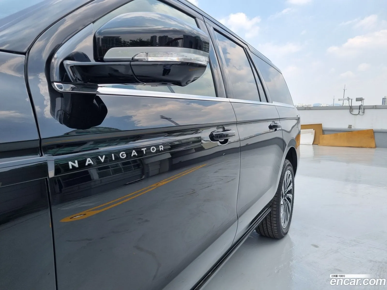 Lincoln Navigator 2025 — 18