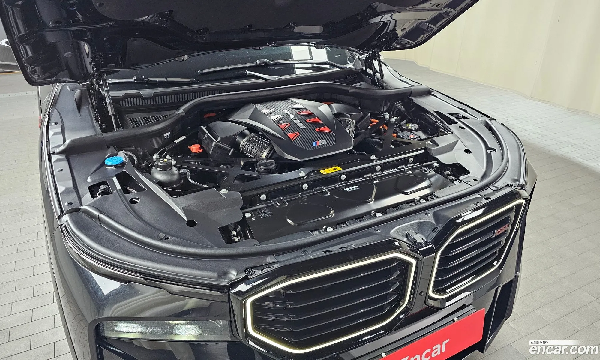 BMW XM 2025 — 28