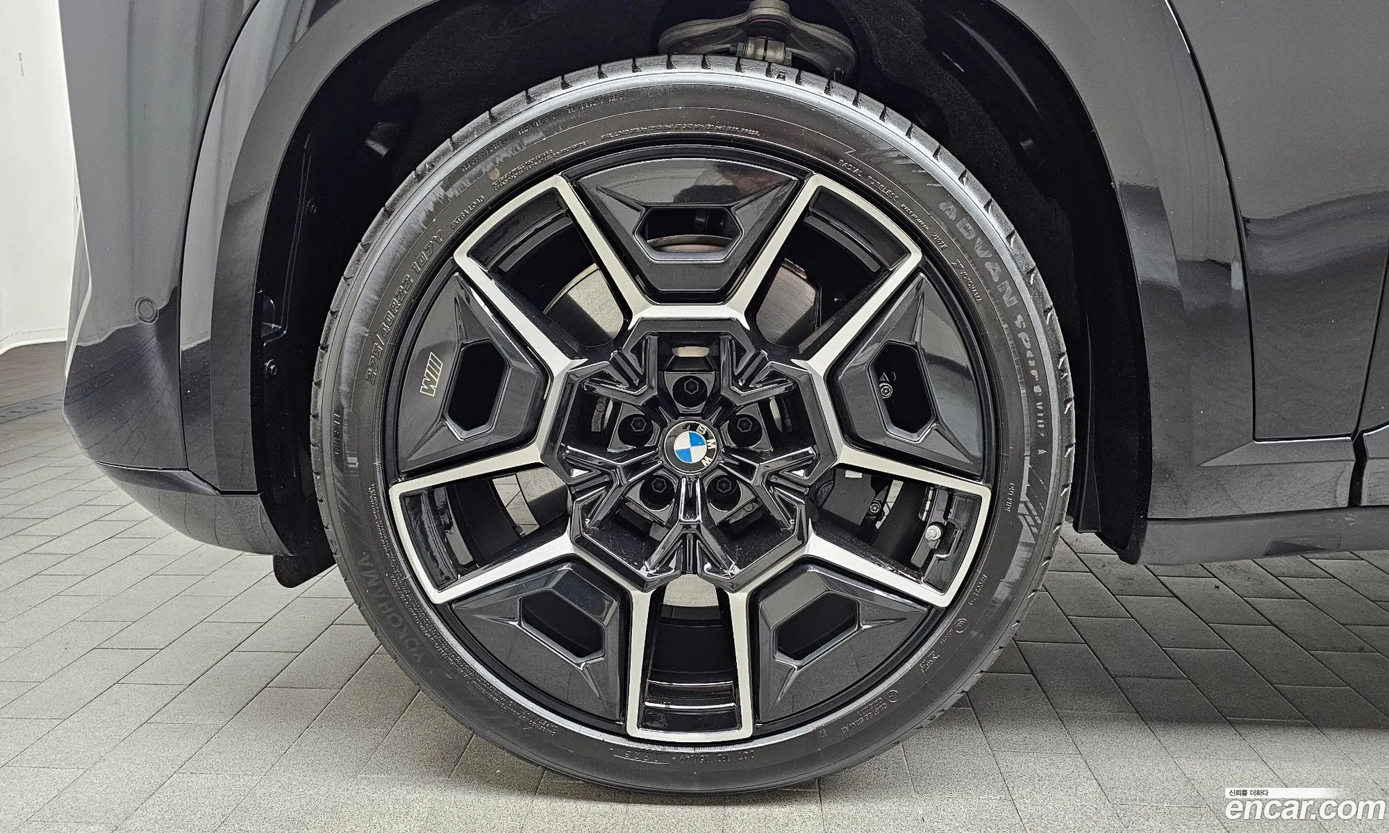 BMW XM 2025 — 6