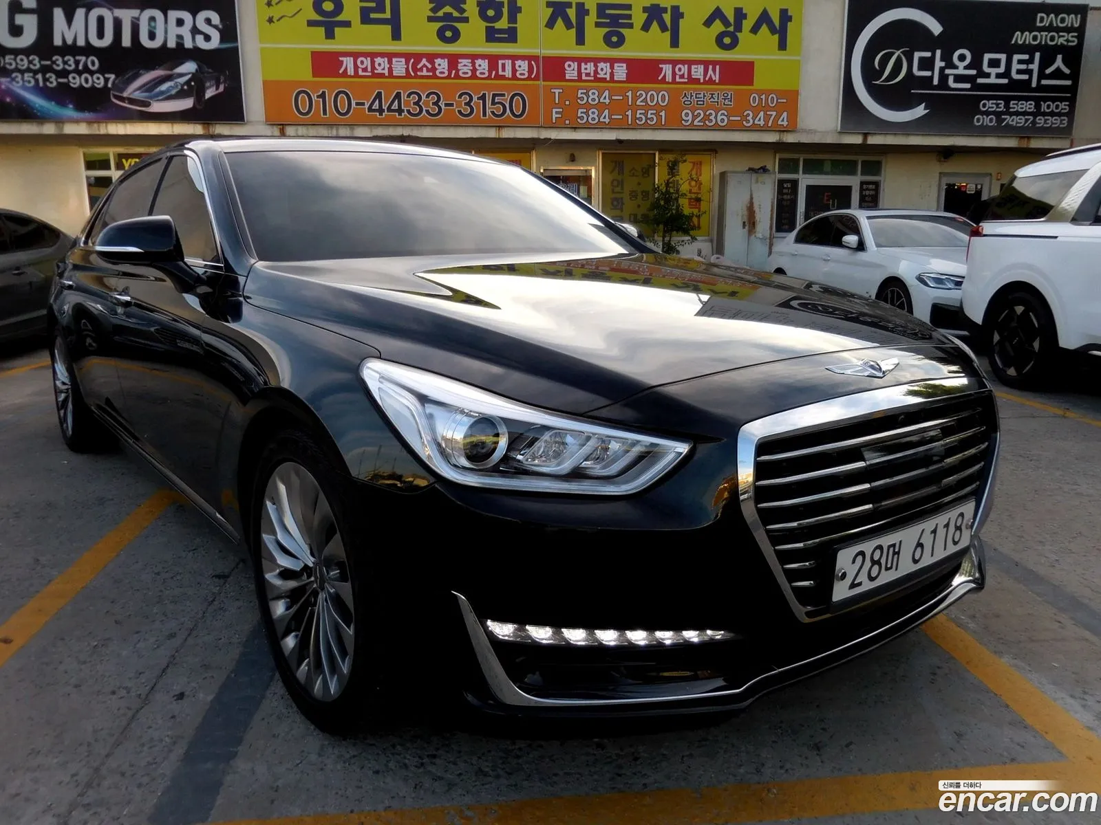 Genesis EQ900 2017 — 2