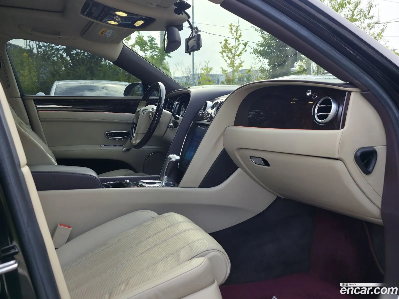Bentley Flying Spur 2014 — 18