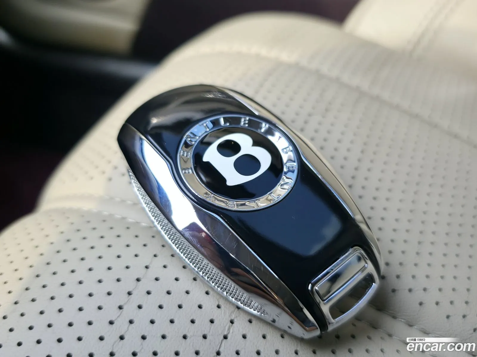 Bentley Flying Spur 2014 — 12