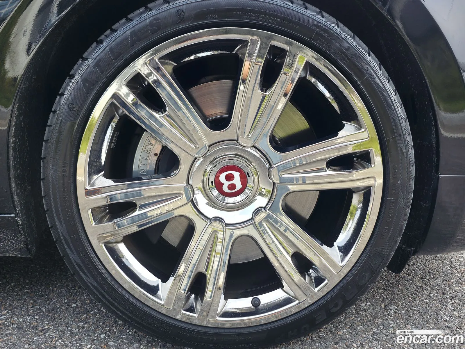 Bentley Flying Spur 2014 — 17