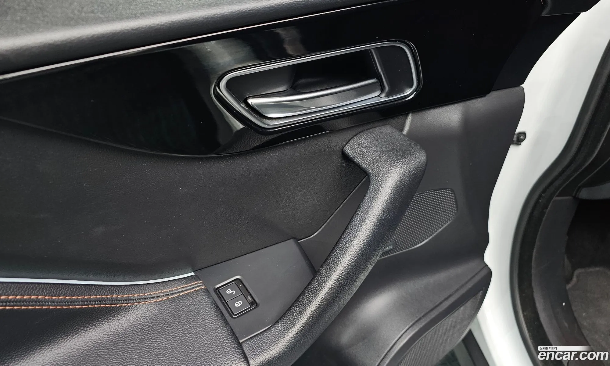 Jaguar F-Pace 2017 SADCA2BN1JA277836 — 17