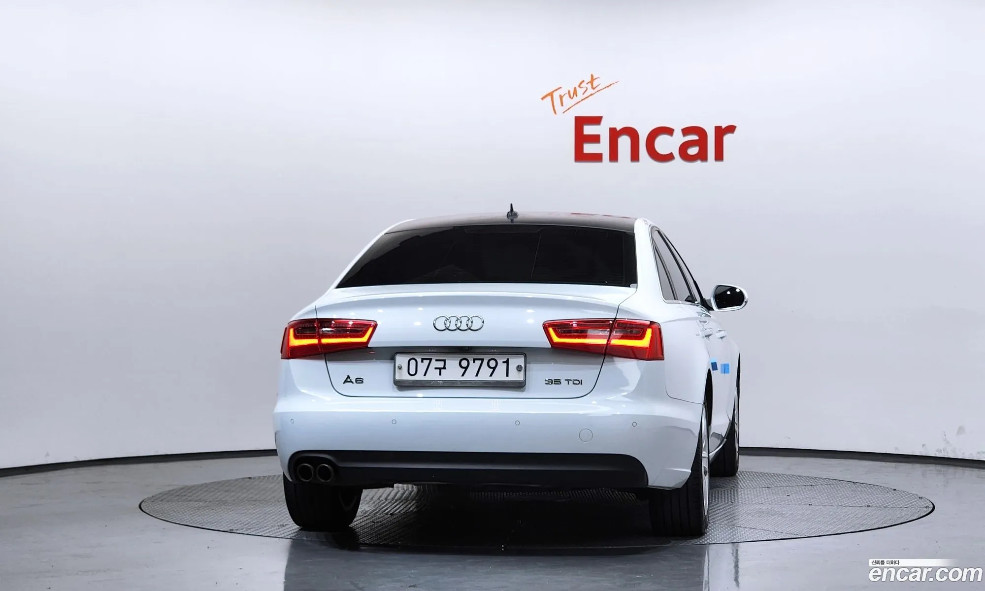 Audi A6 2015 — 14