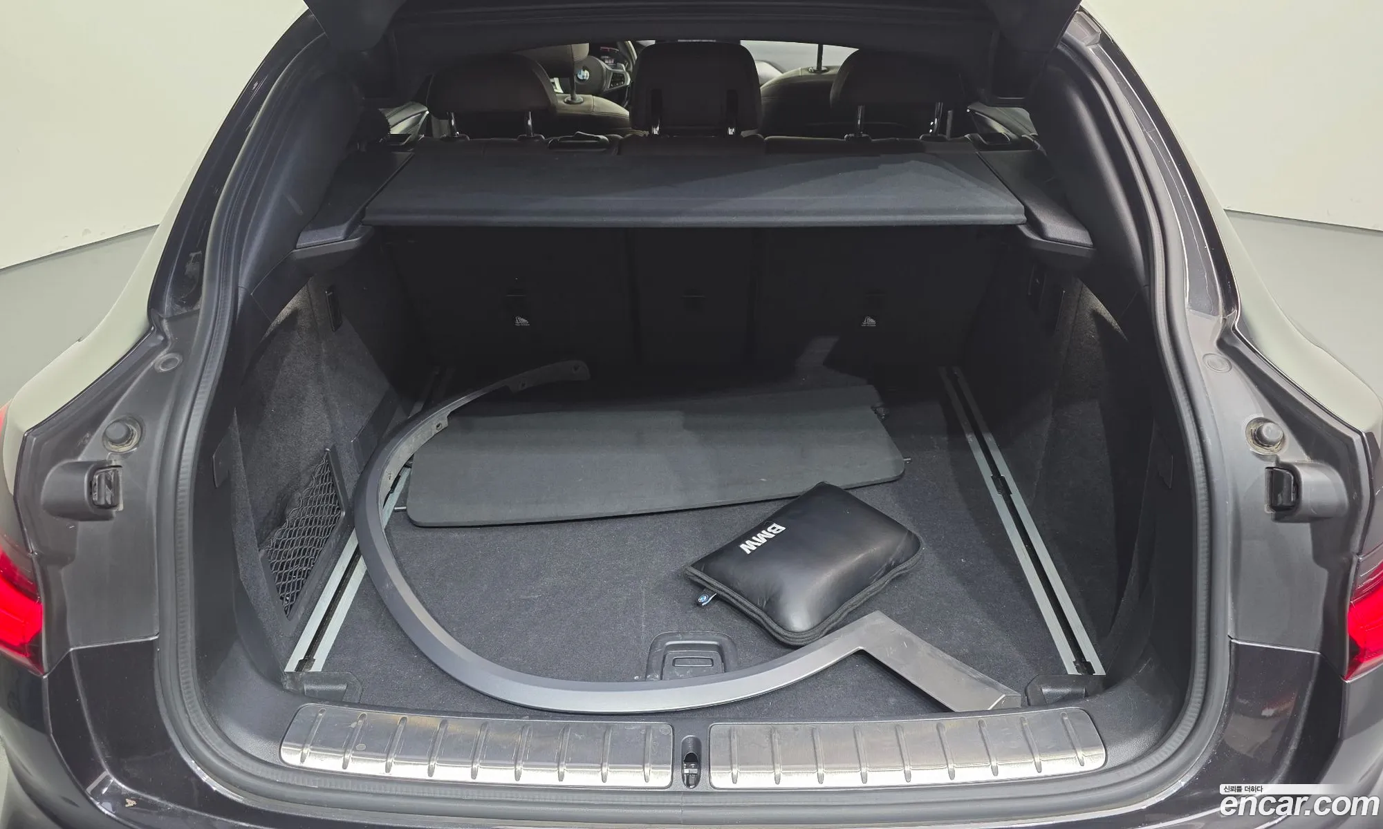 BMW X4 2021 WBA2V9101M9G24100 — 20