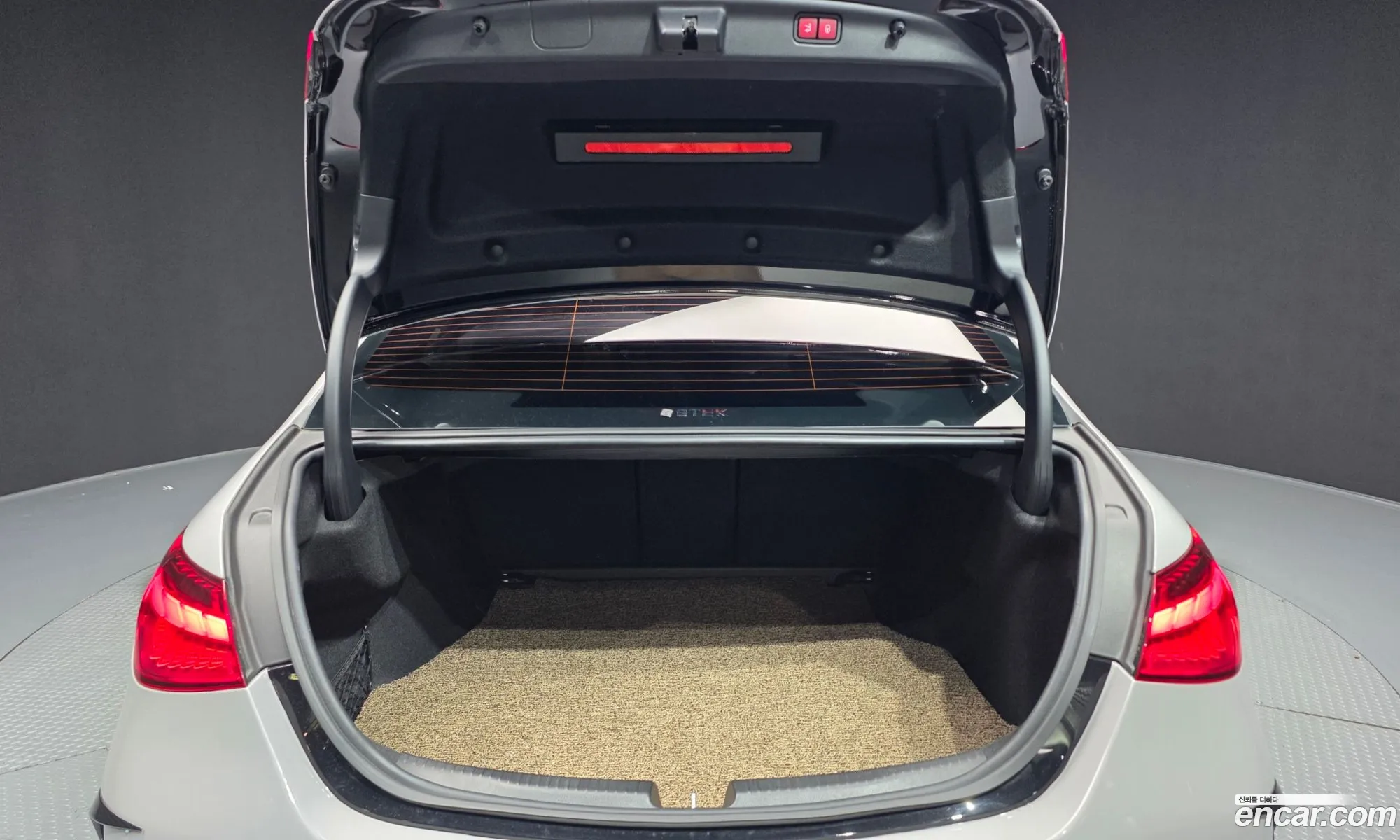 Mercedes-Benz C-Class W206 2023 — 37