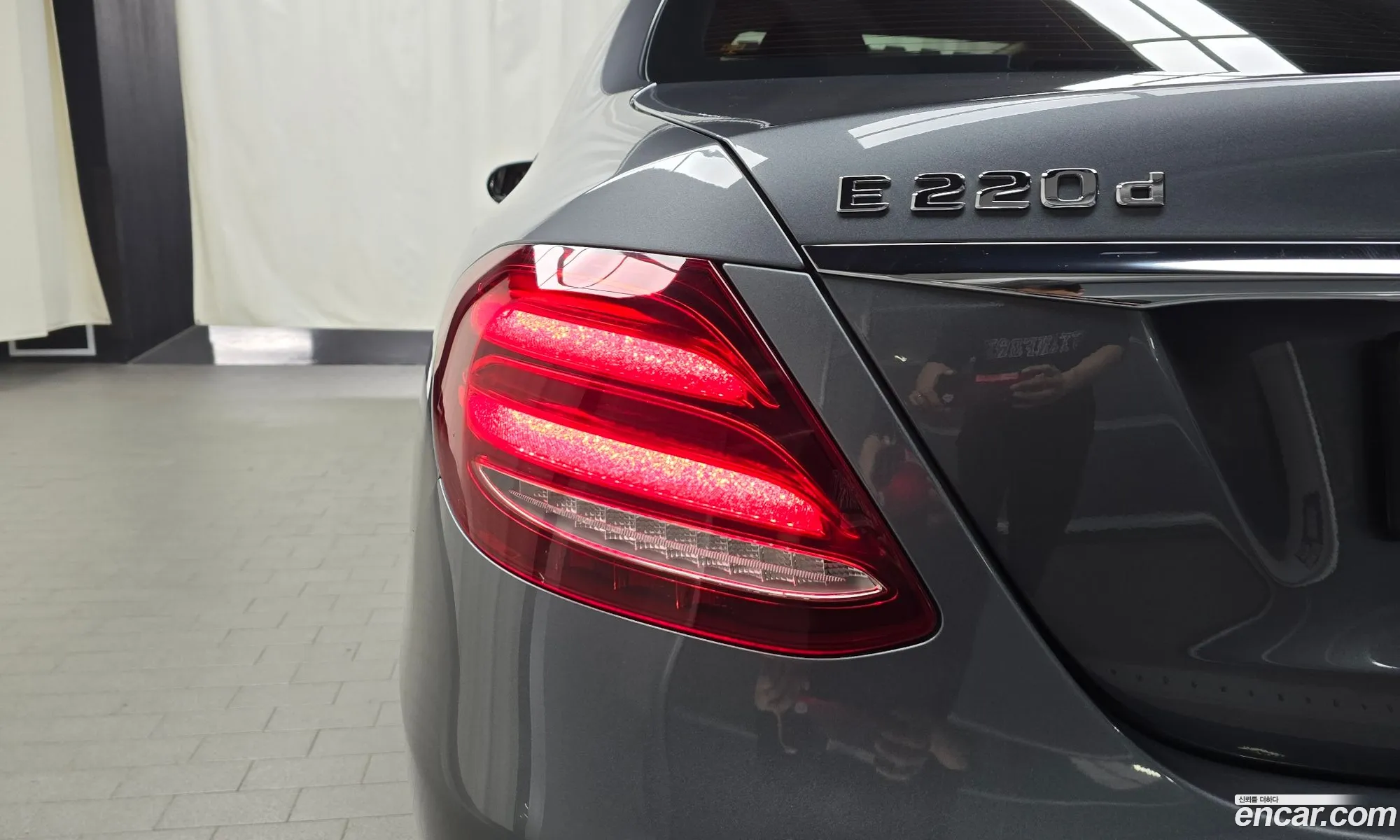 Mercedes-Benz E-Class W213 2018 WDDZF0EB3JA435256 — 29