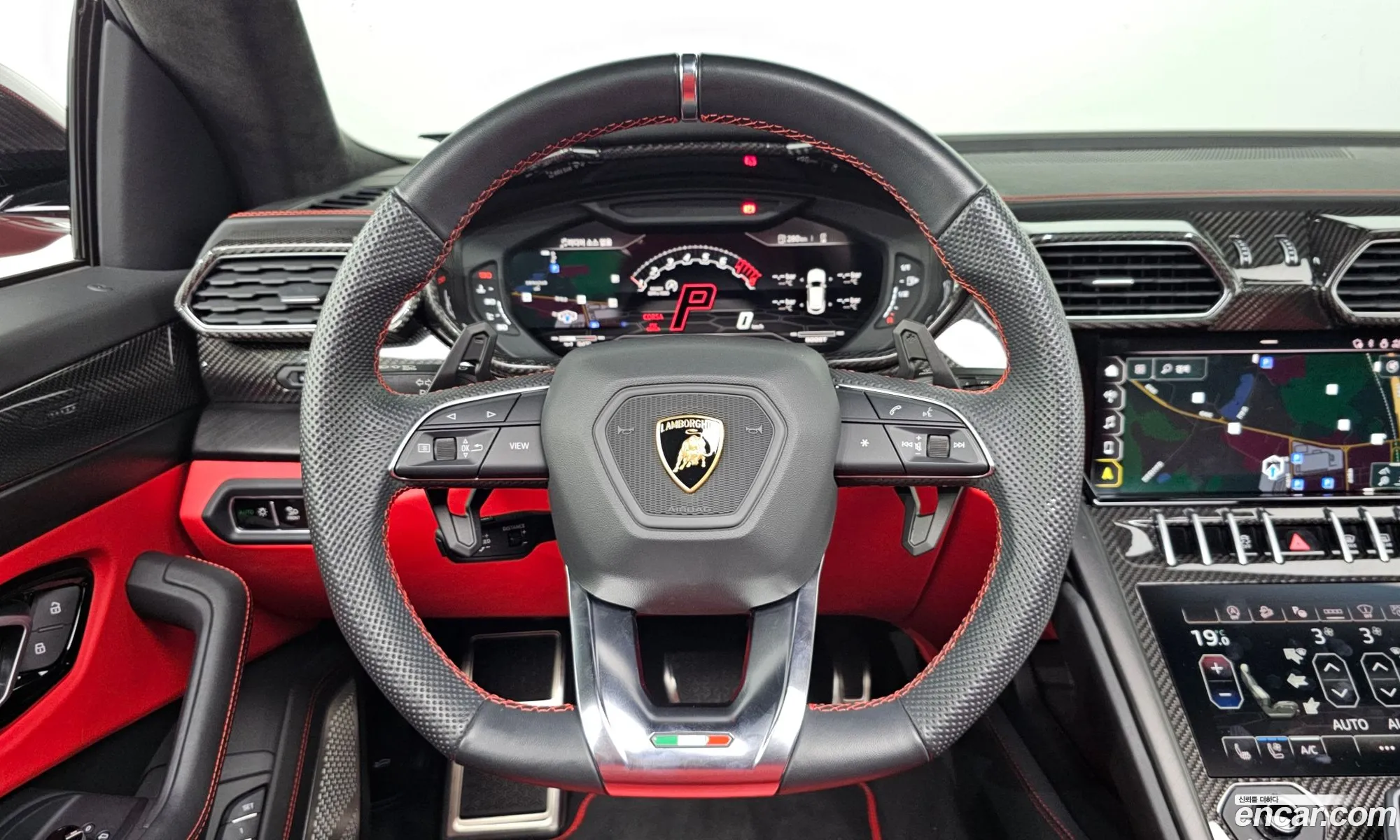Lamborghini Urus 2022 — 3