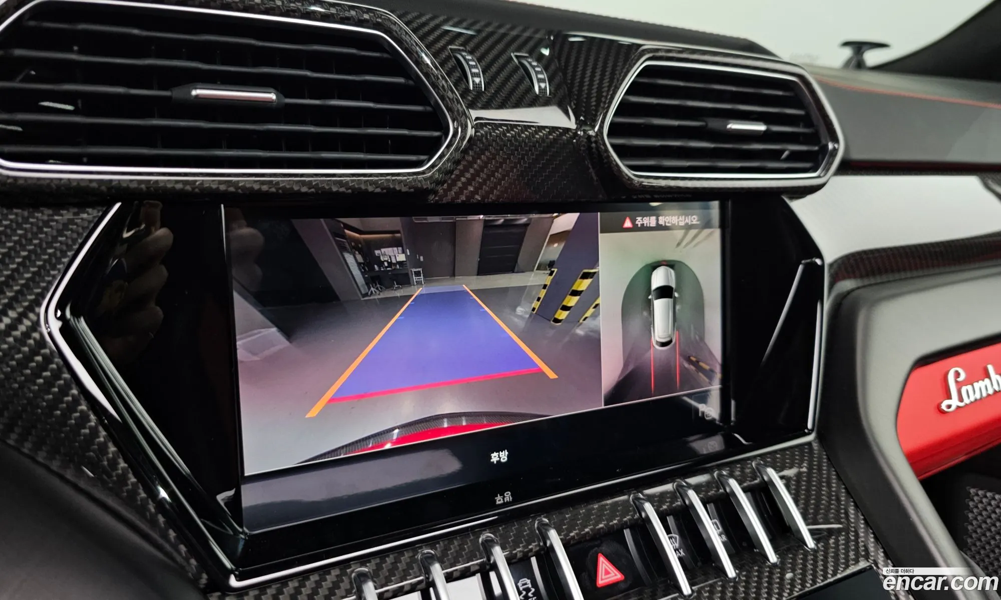 Lamborghini Urus 2022 — 11